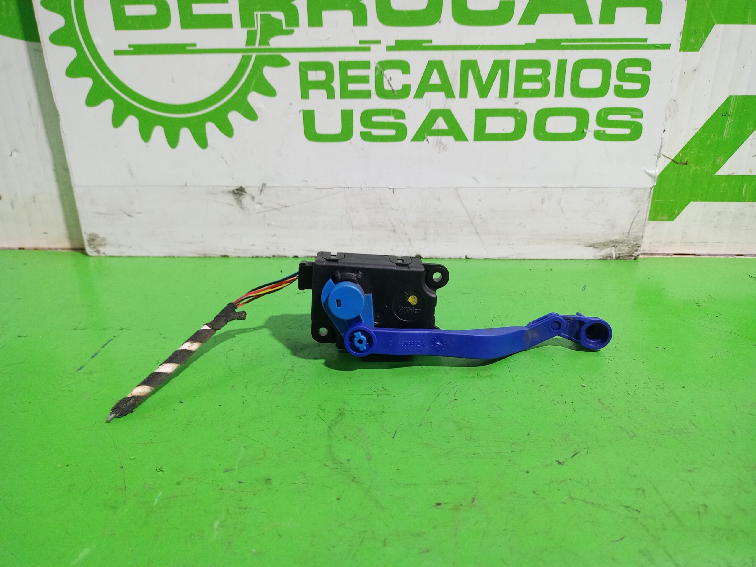 motor_apertura_trampilla_09180200_opel_vectra_c_berlina_gts