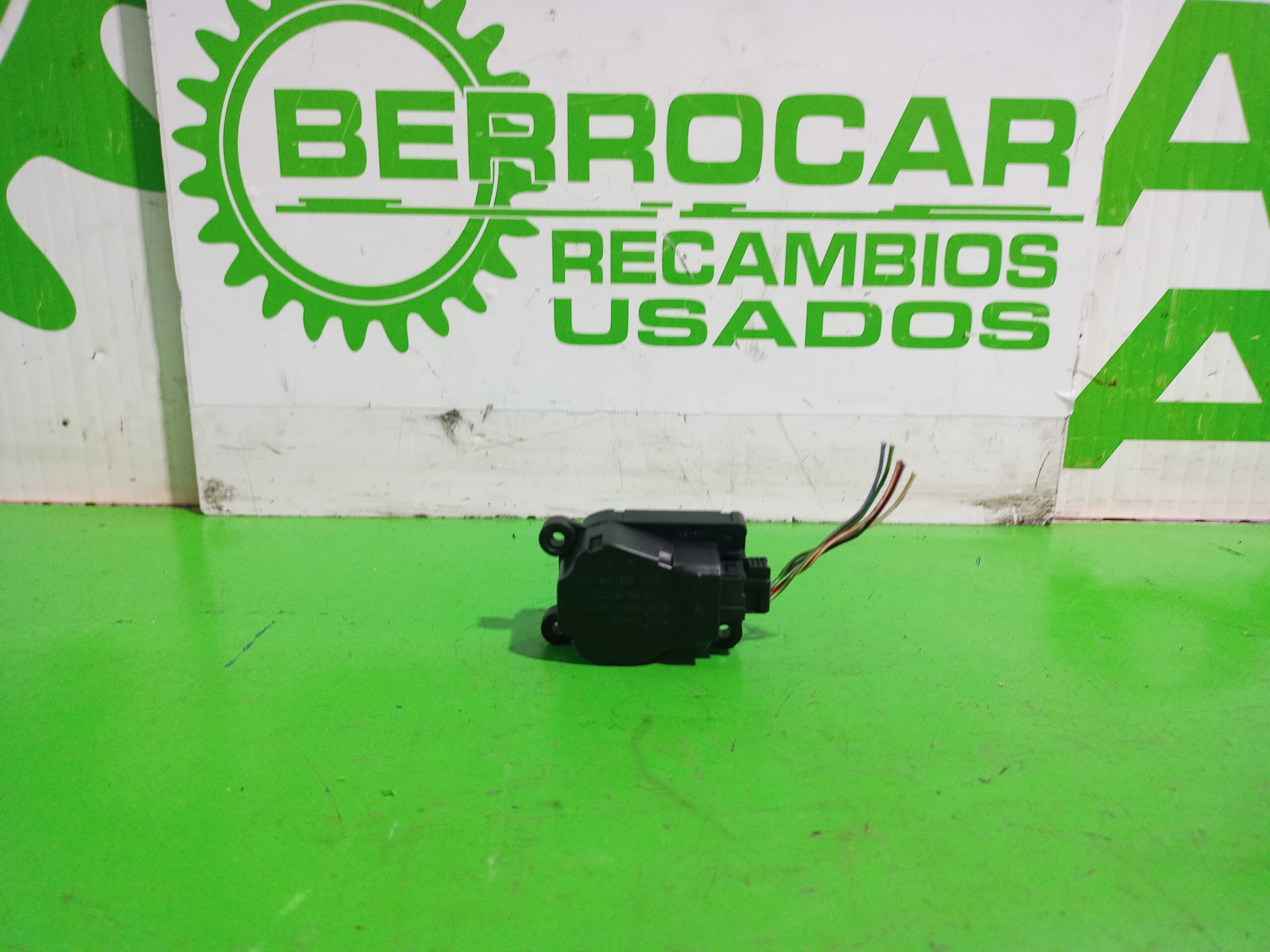 motor_apertura_trampilla_986473r_opel_vectra_c_berlina_gts