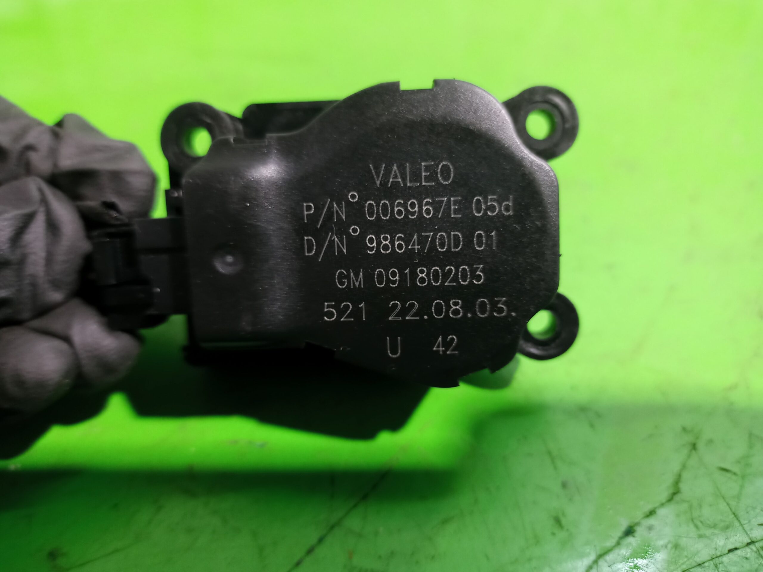 motor_apertura_trampilla_986470d_opel_vectra_c_berlina_gts