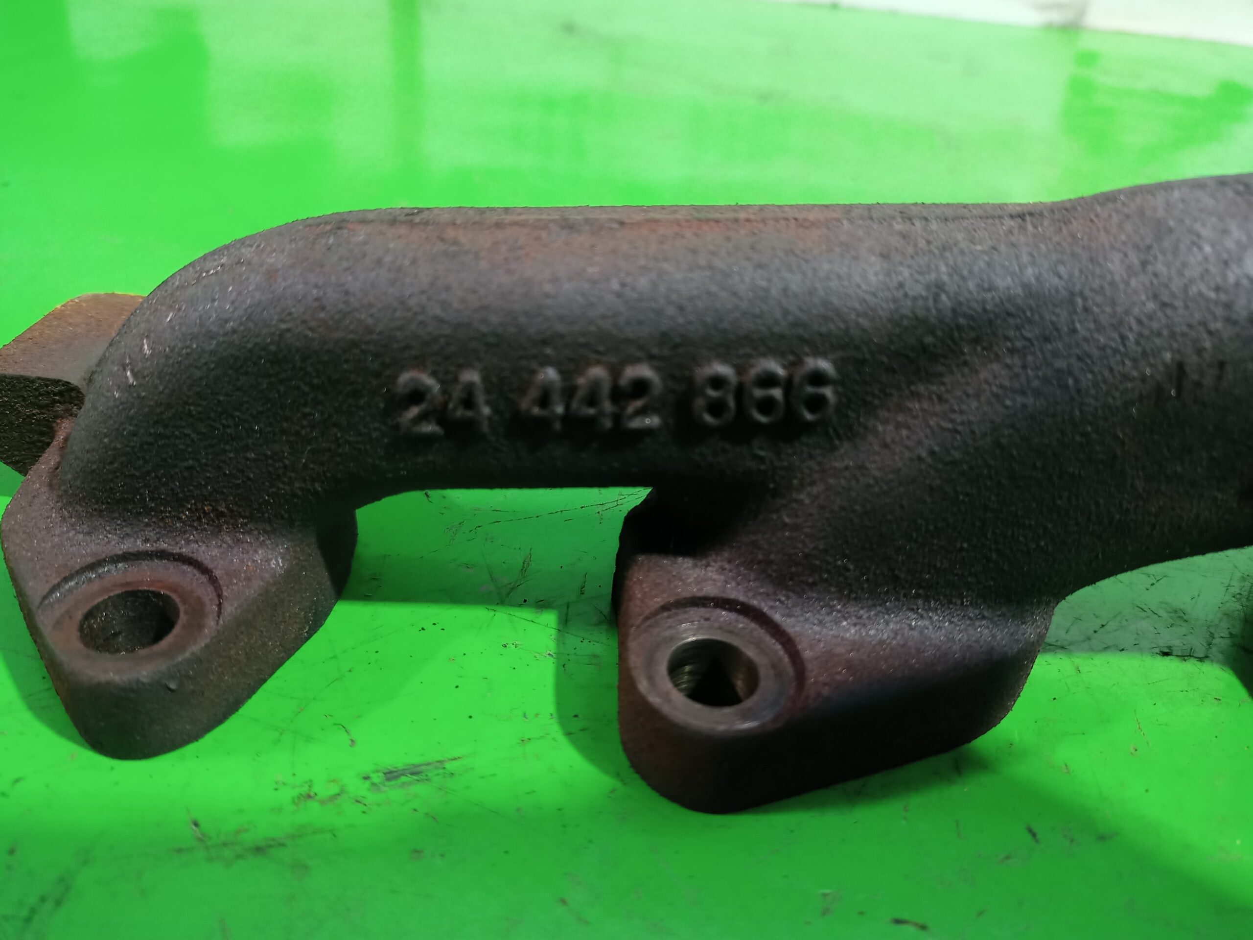 colector_escape_24442866_opel_vectra_c_berlina_gts