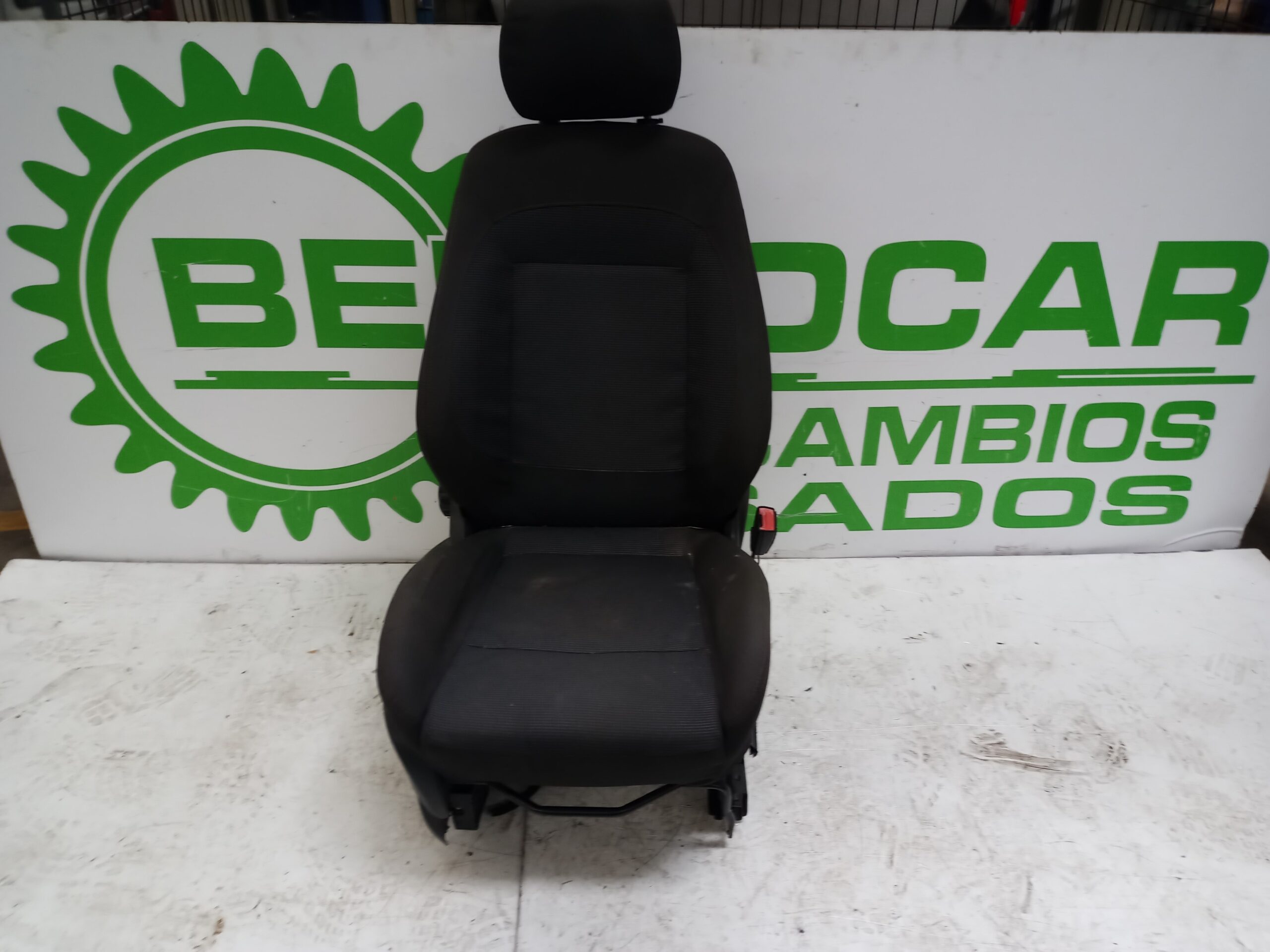 asiento_delantero_derecho_1682957_ford_s_max_ca1_titanium