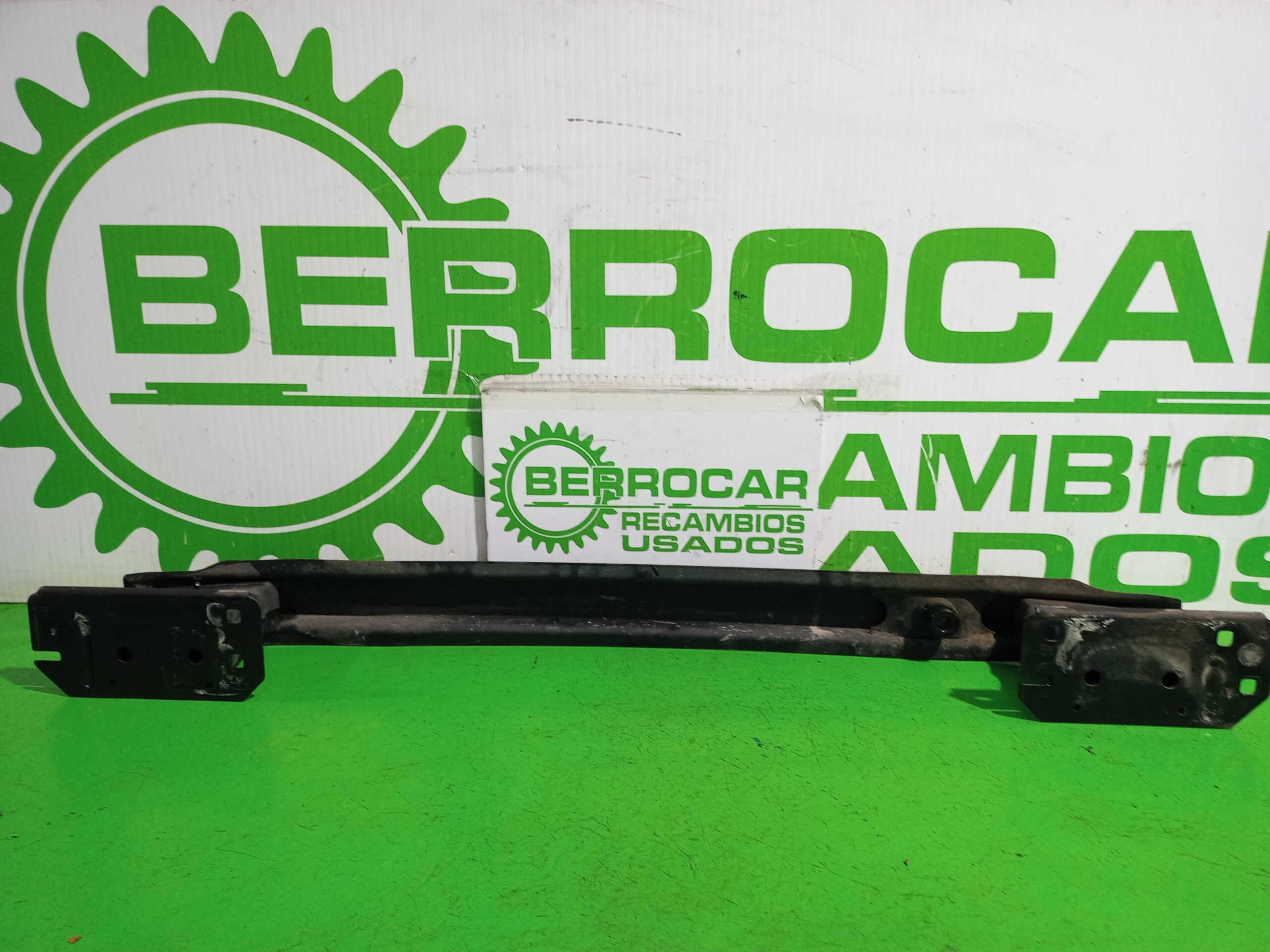 refuerzo_paragolpes_trasero_1761236_ford_s_max_ca1_titanium