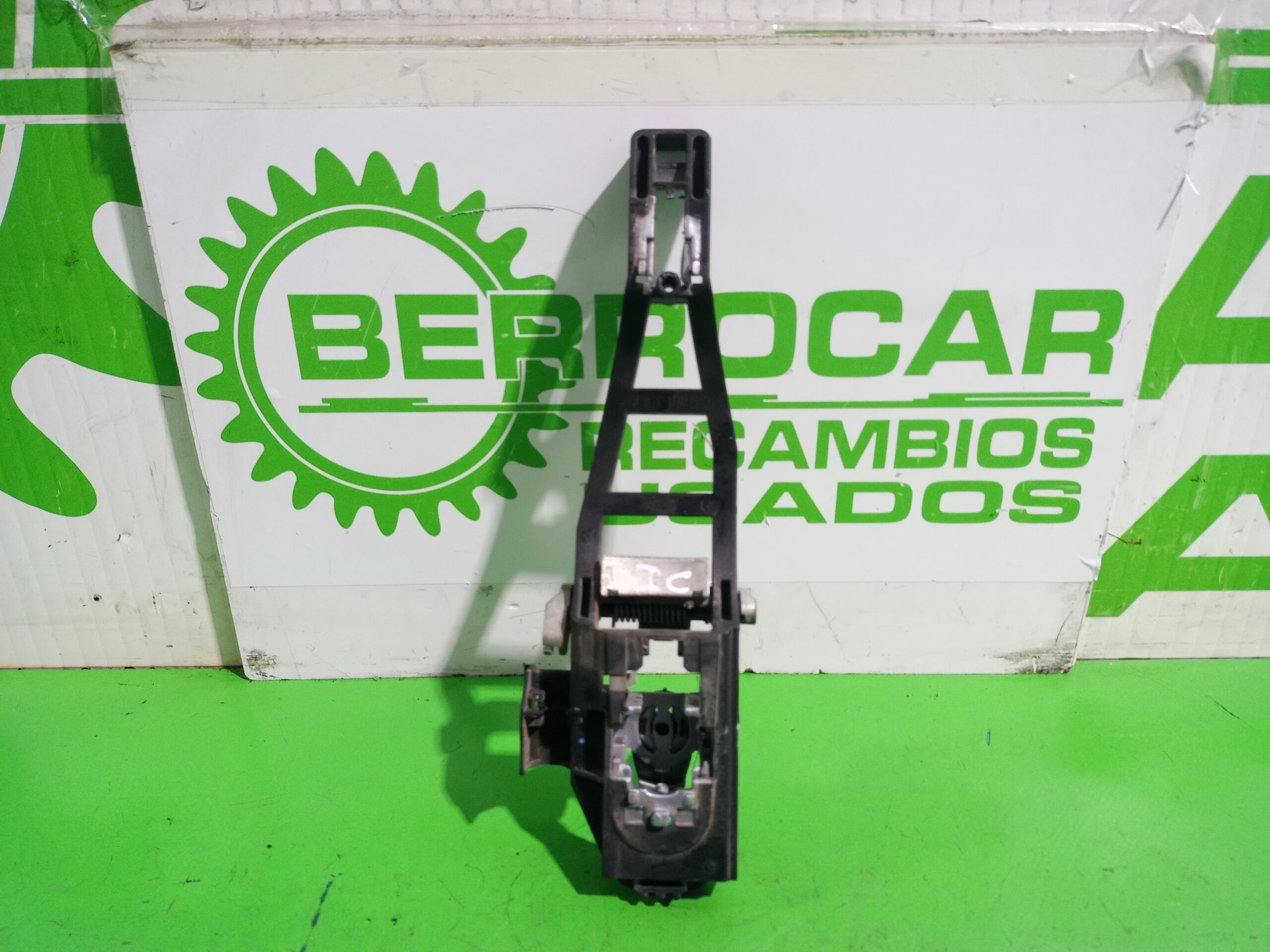 maneta_exterior_delantera_izquierda_1825255_ford_s_max_ca1_titanium