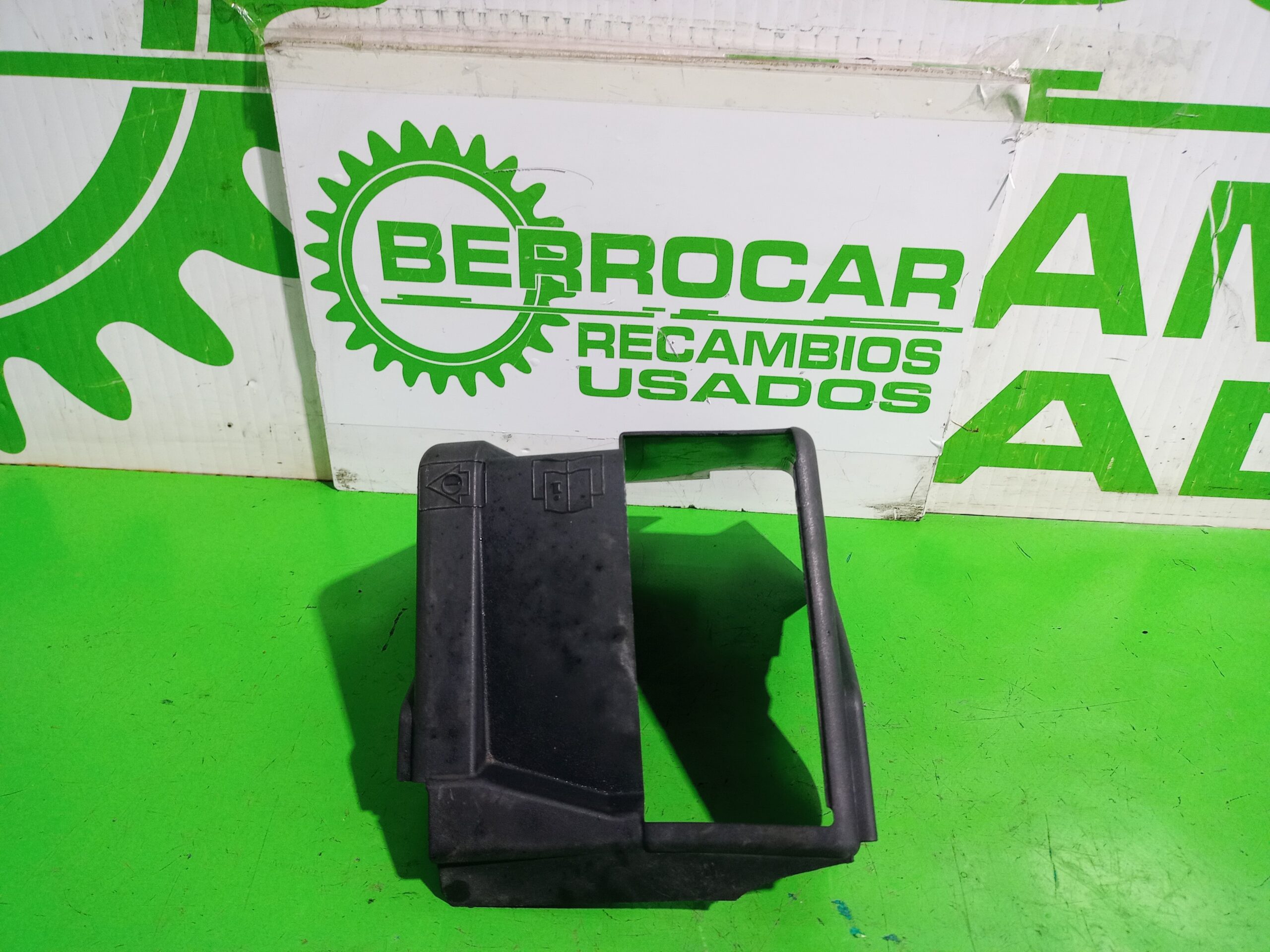 tapa_bateria_6g9110a659a_ford_s_max_ca1_titanium