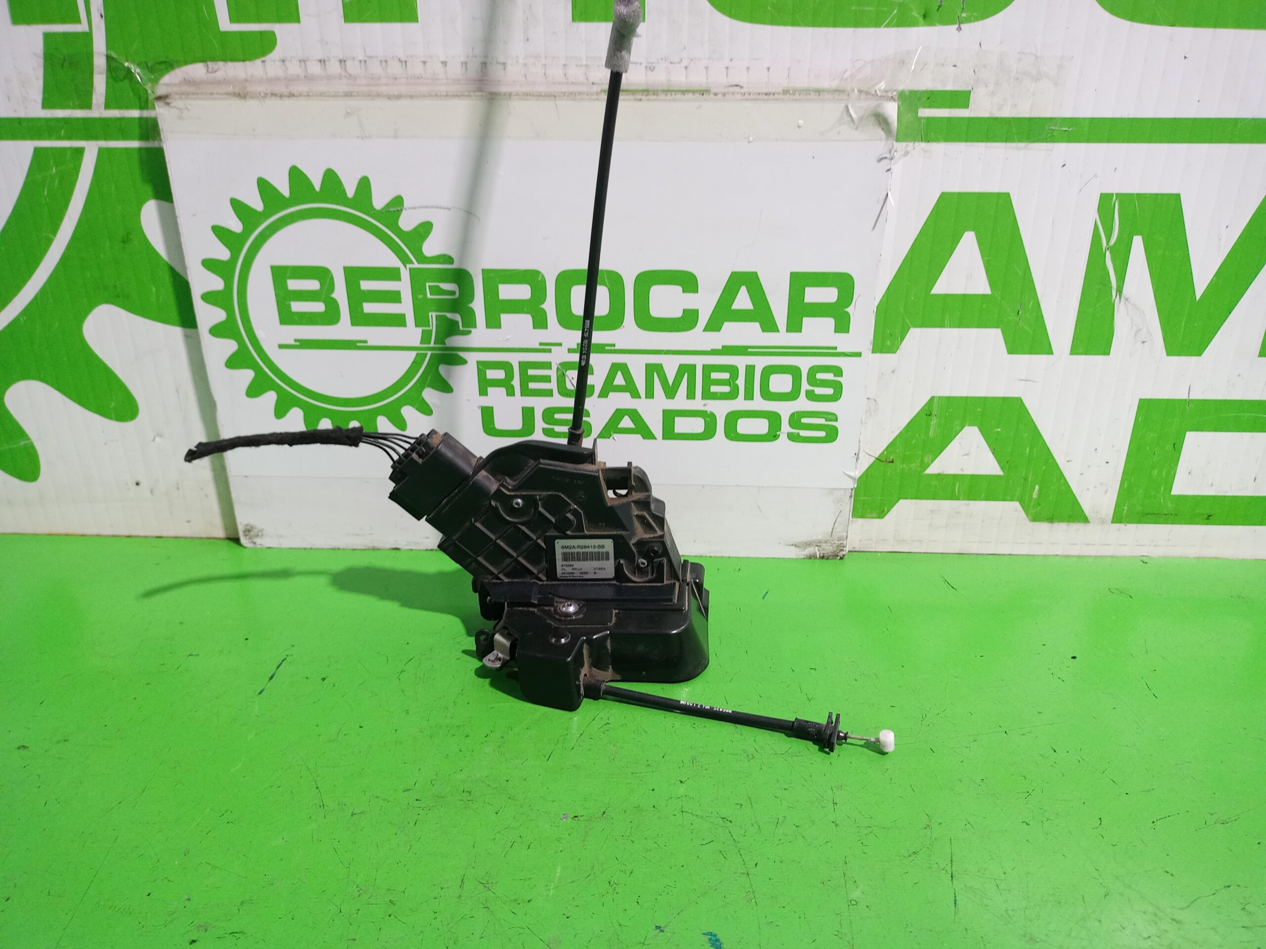 cerradura_puerta_trasera_izquierda_6m2ar26413bb_ford_s_max_ca1_titanium