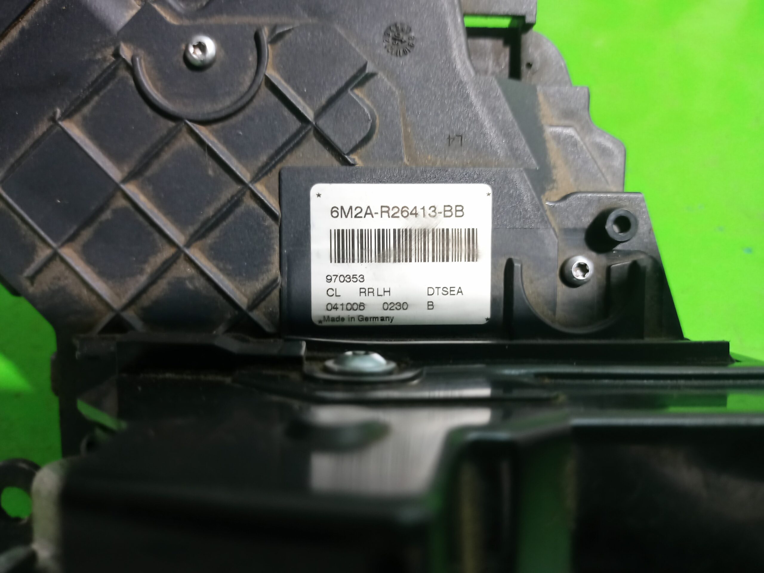 cerradura_puerta_trasera_izquierda_6m2ar26413bb_ford_s_max_ca1_titanium