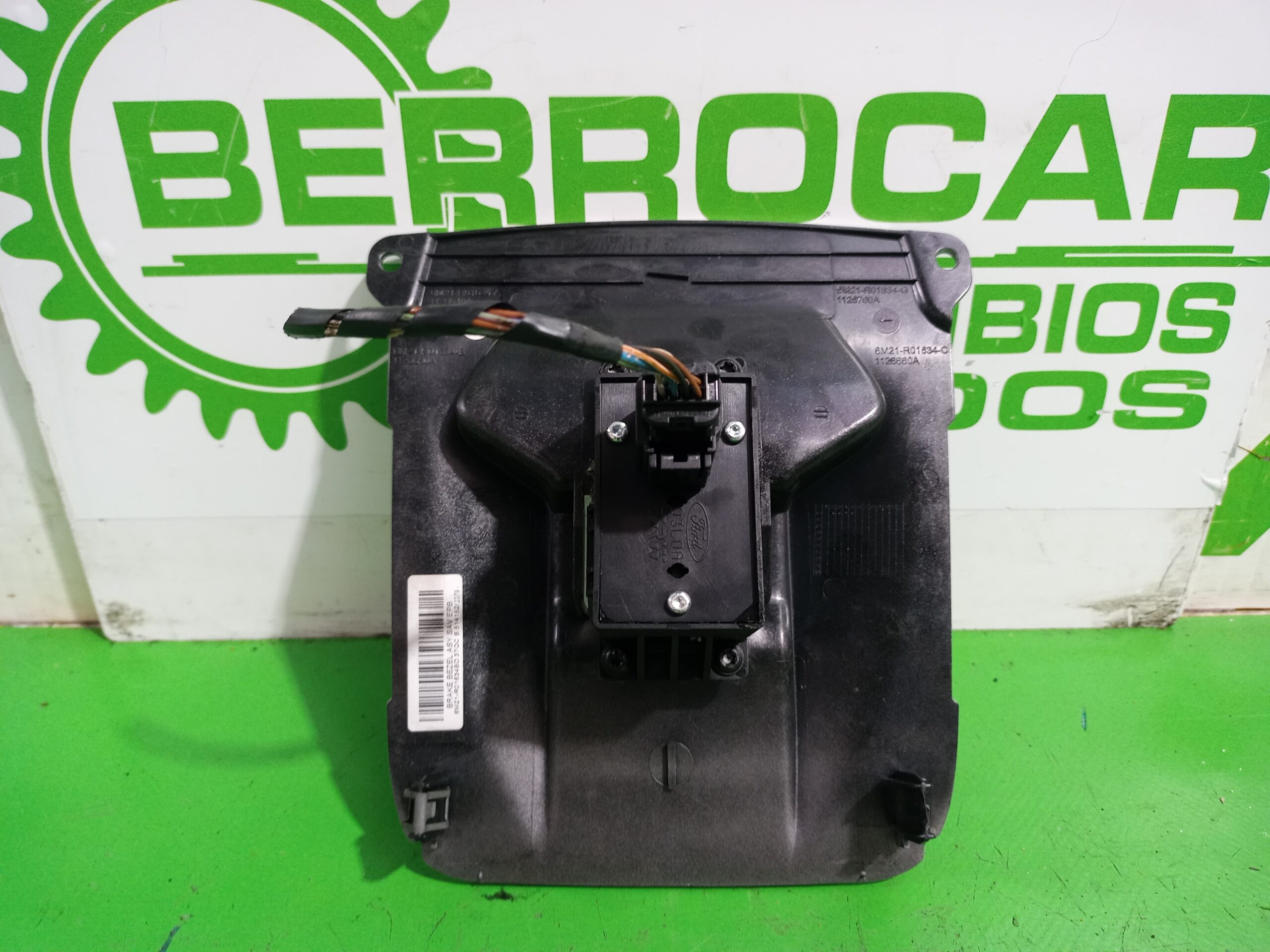 freno_de_mano_electrico_6m2t2b623a_ford_s_max_ca1_titanium