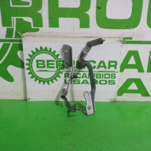 bisagras_capot_1573930_ford_s_max_ca1_titanium