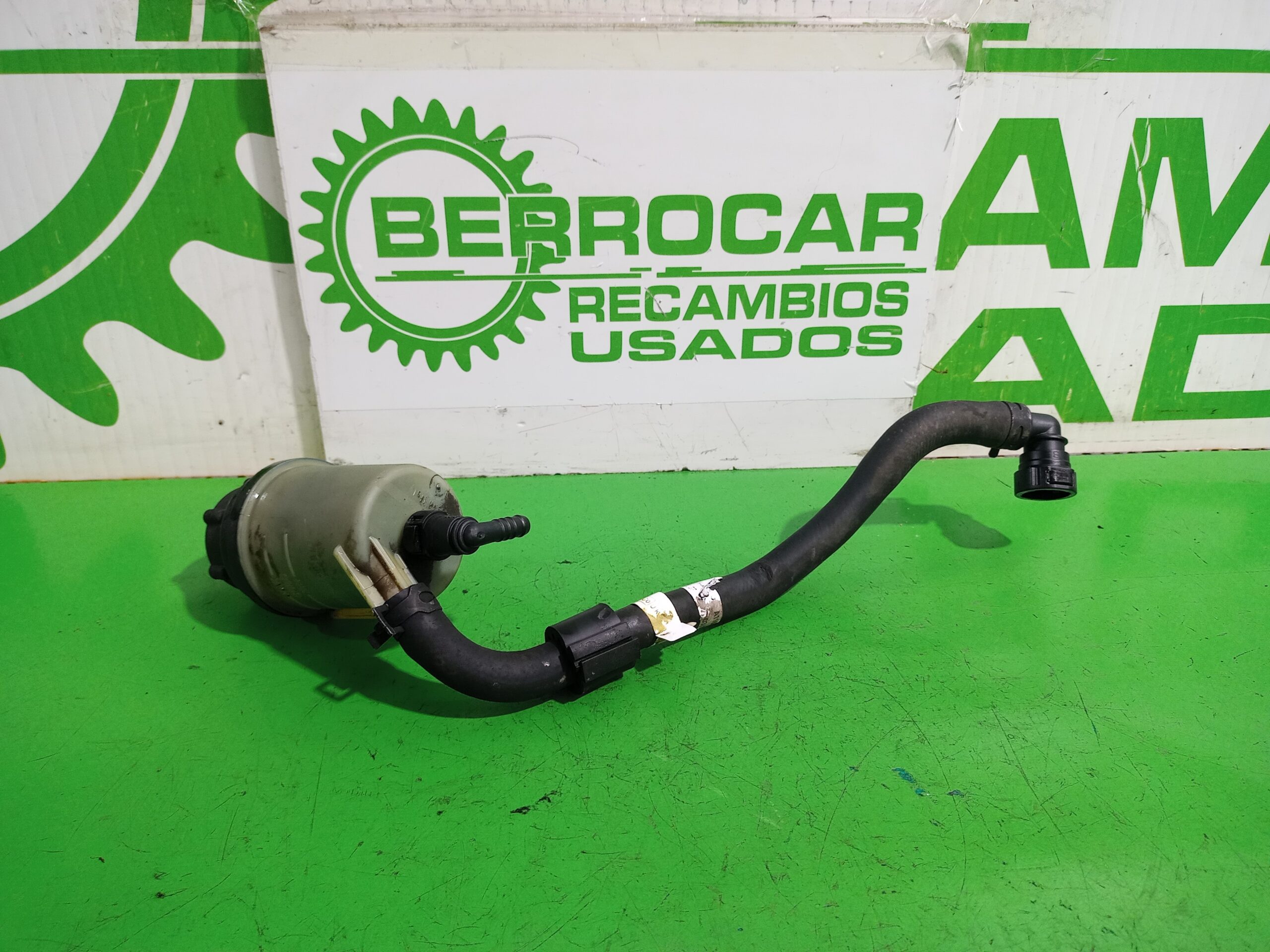 deposito_servo_6c913r700_ford_s_max_ca1_titanium