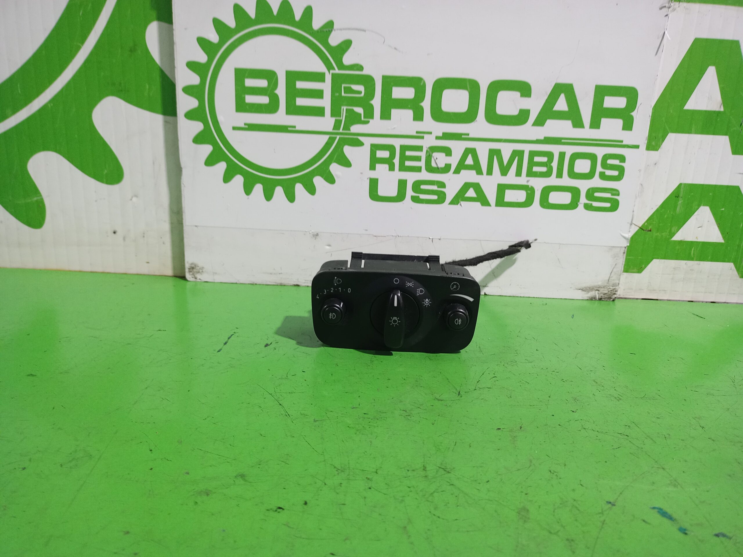 mando_luces_04066443_ford_s_max_ca1_titanium