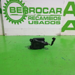motor_apertura_trampilla_3m5h19e616_ford_s_max_ca1_titanium