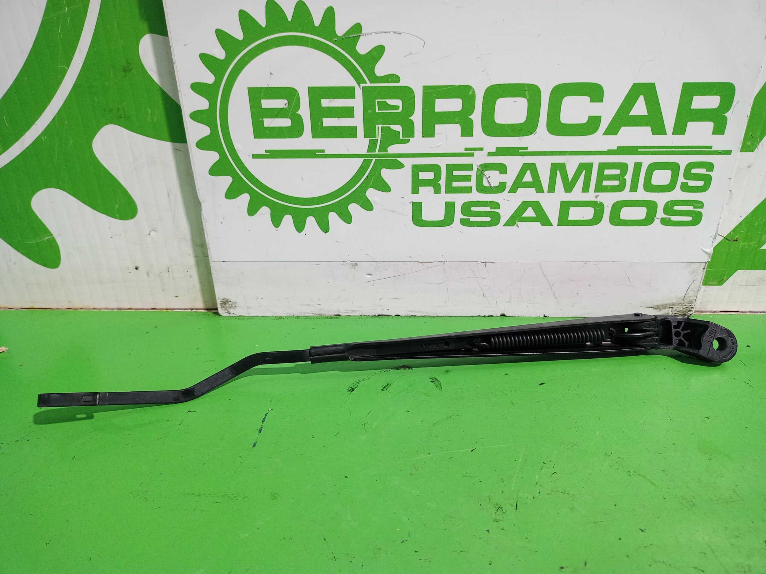 brazo_limpia_delantero_izquierdo_6429l5_citr_n_xsara_berlina_1_6_16v_satisfaction