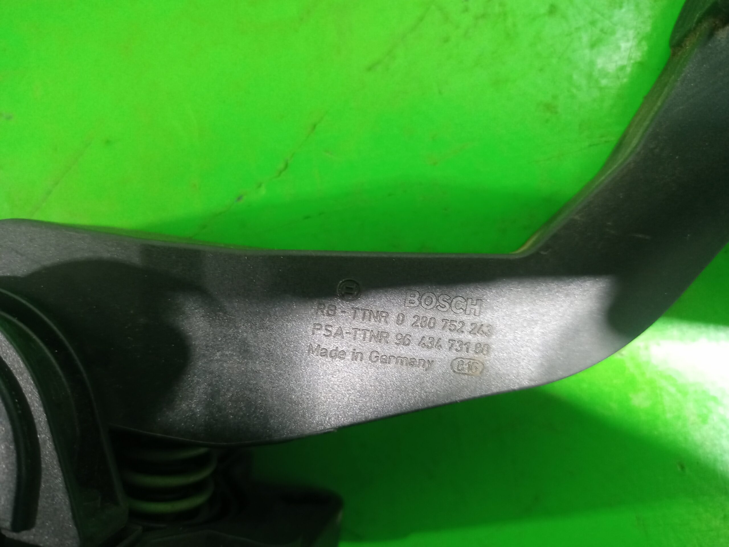 pedal_acelerador_9643473180_citr_n_xsara_berlina_1_6_16v_satisfaction