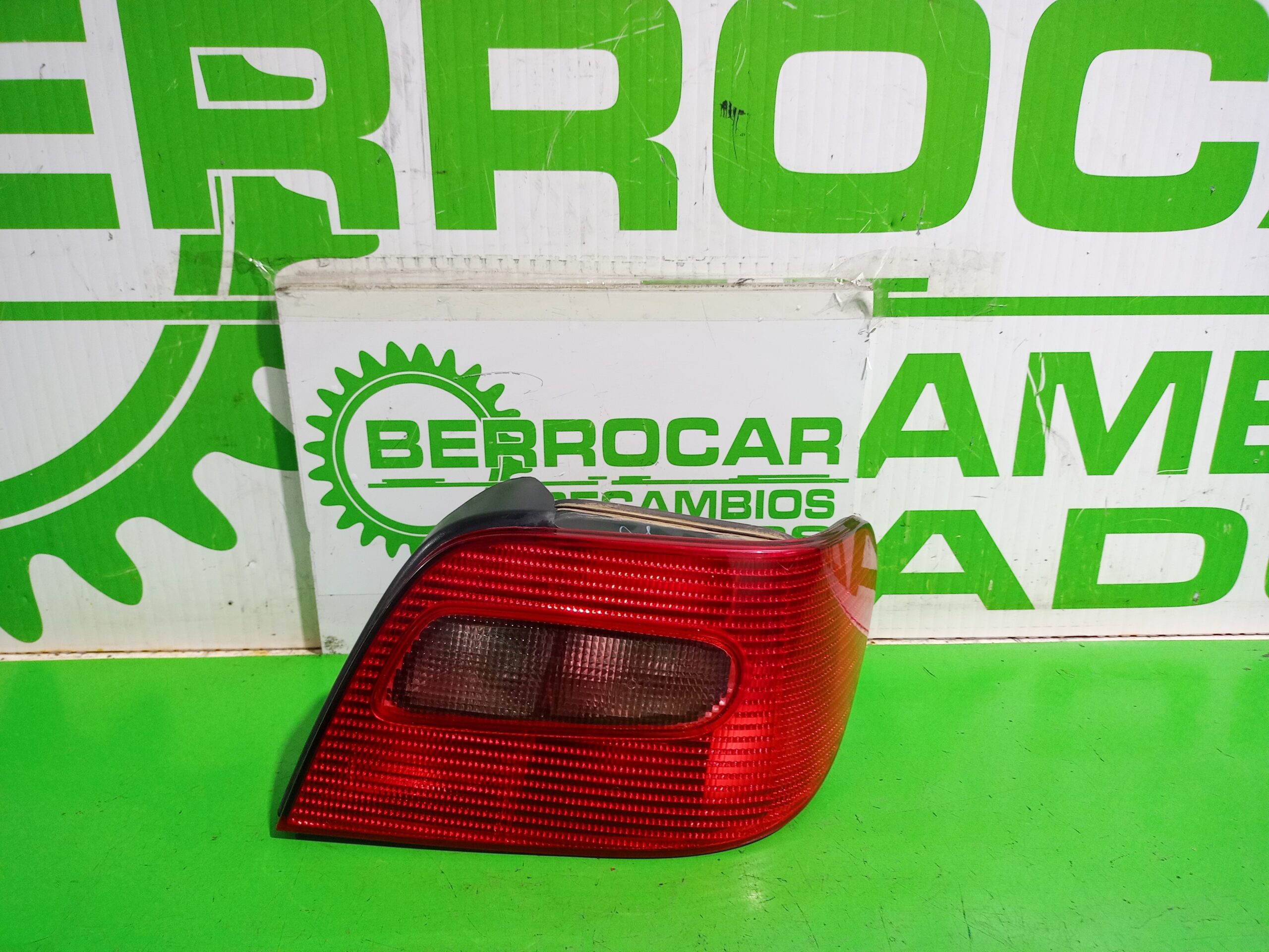 piloto_trasero_derecho_6351p0_citr_n_xsara_berlina_1_6_16v_satisfaction