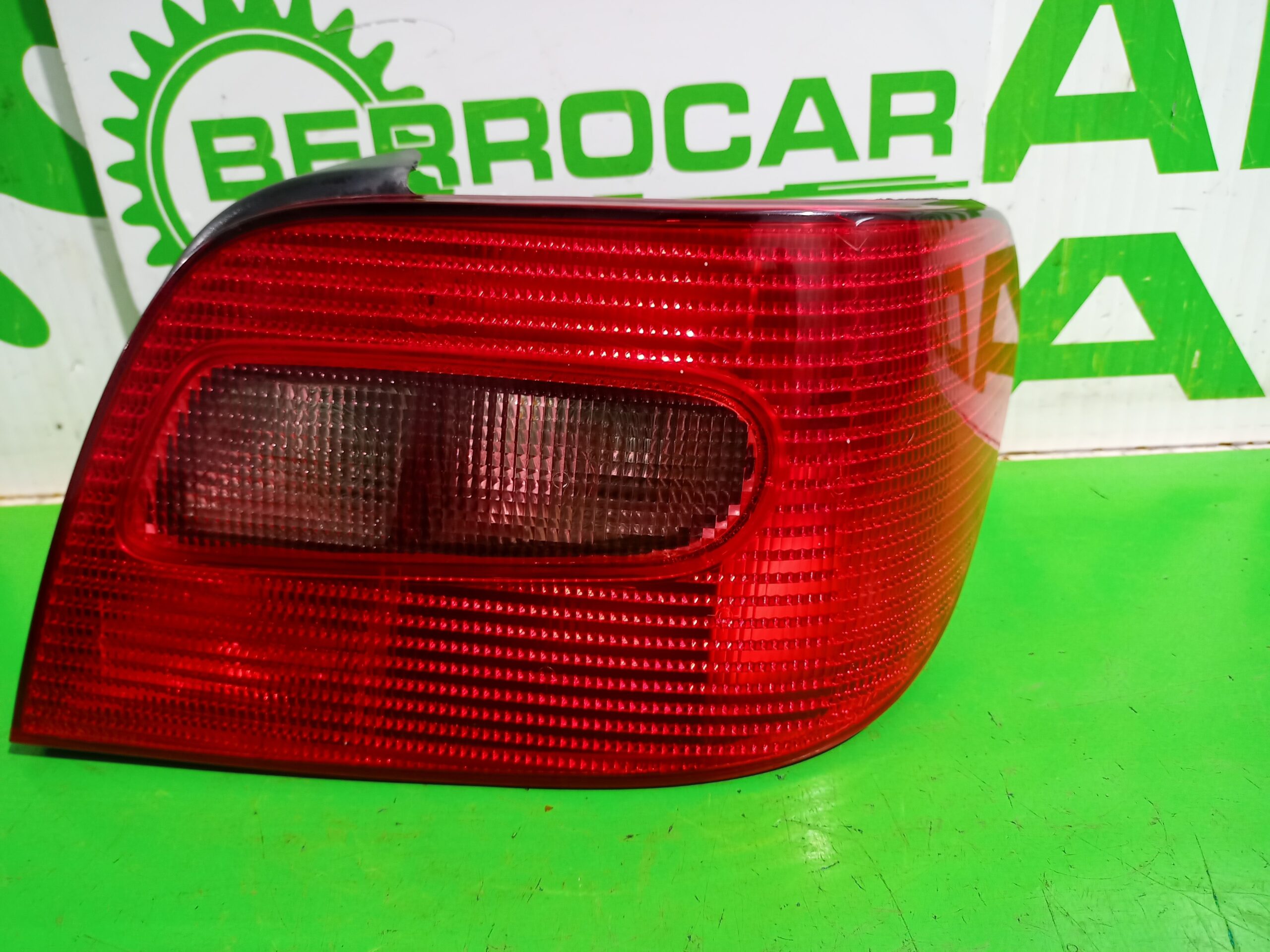 piloto_trasero_derecho_6351p0_citr_n_xsara_berlina_1_6_16v_satisfaction