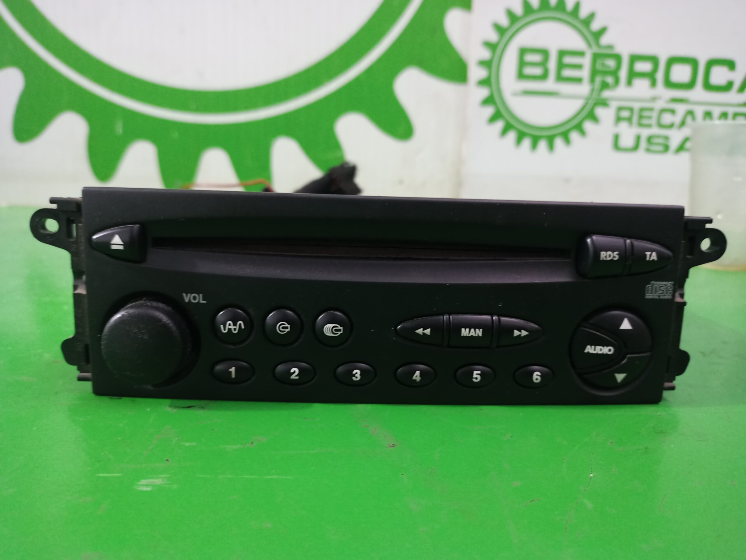 sistema_audio_radio_cd_96489096xt_citr_n_xsara_berlina_1_6_16v_satisfaction