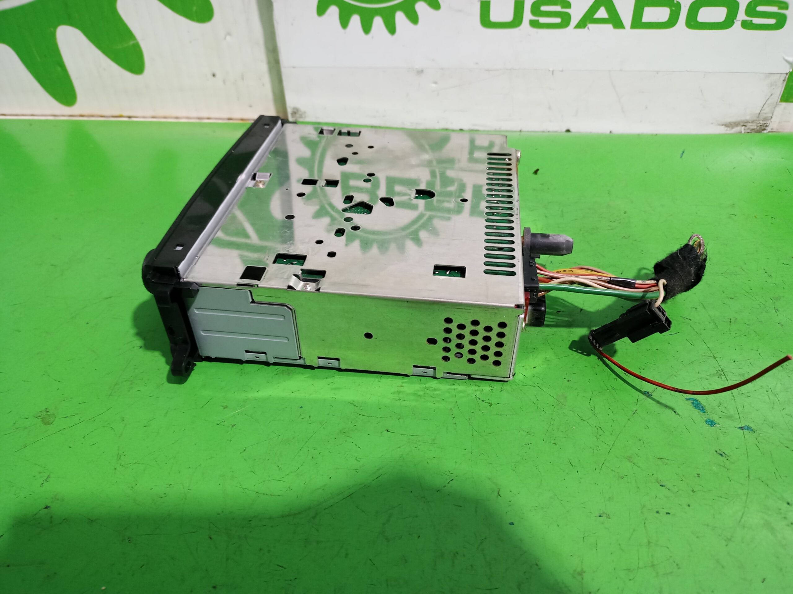 sistema_audio_radio_cd_96489096xt_citr_n_xsara_berlina_1_6_16v_satisfaction