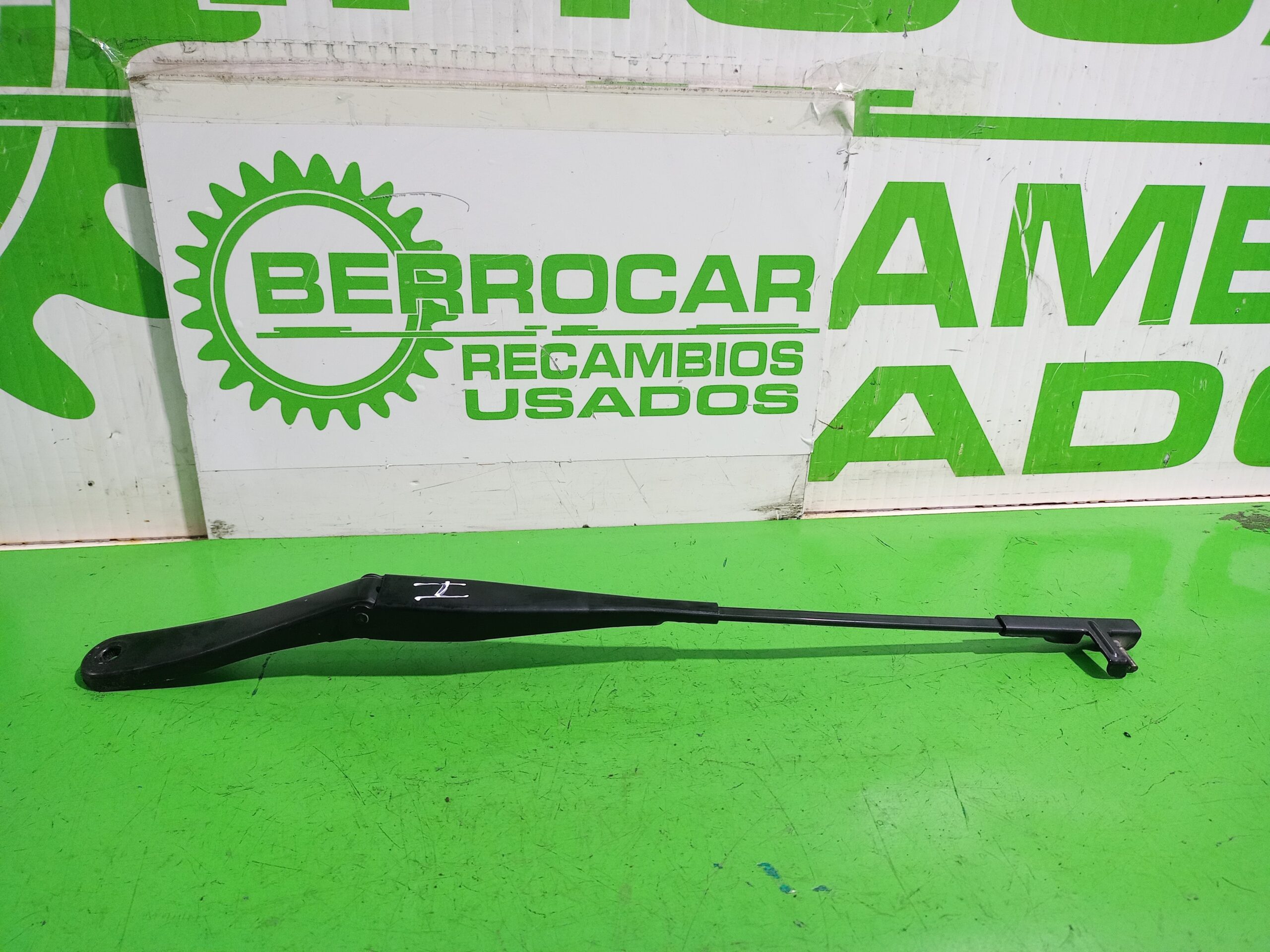 brazo_limpia_delantero_izquierdo_13111219_opel_astra_h_berlina_essentia