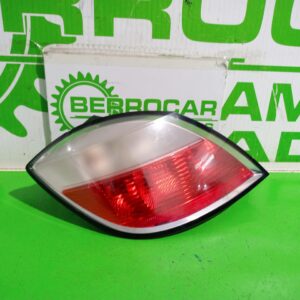 piloto_trasero_izquierdo_1222111_opel_astra_h_berlina_essentia