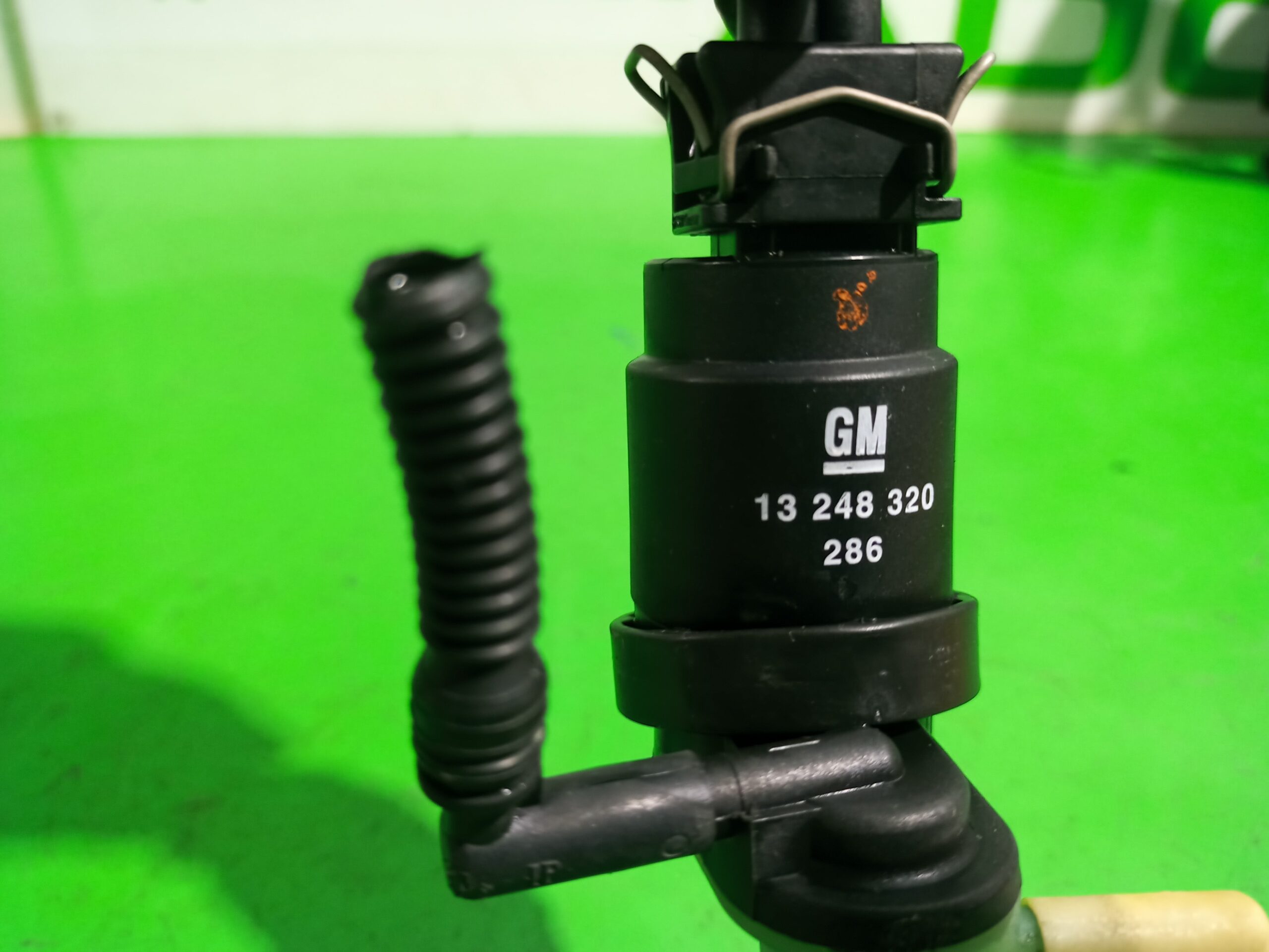 bomba_limpia_13248320_opel_astra_h_berlina_essentia