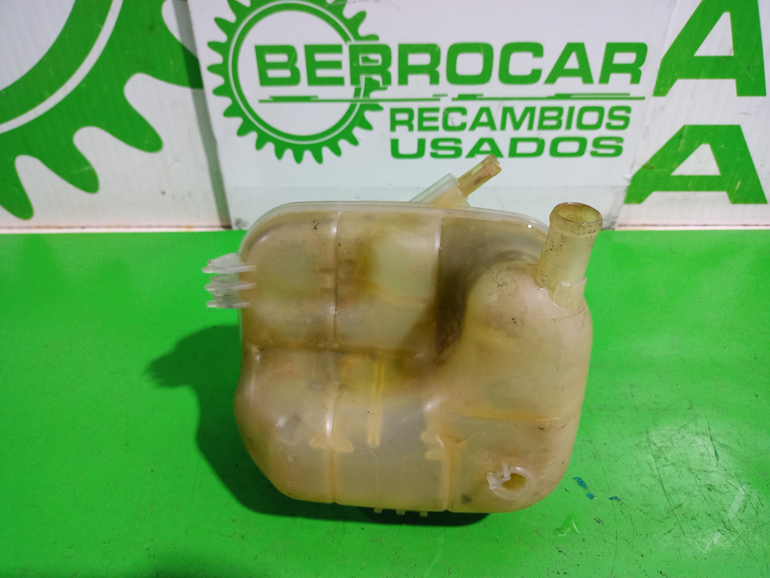 deposito_expansion_24469940_opel_astra_h_berlina_essentia