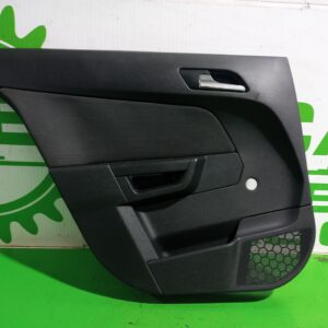 guarnecido_puerta_trasera_izquierda_13153917_opel_astra_h_berlina_essentia
