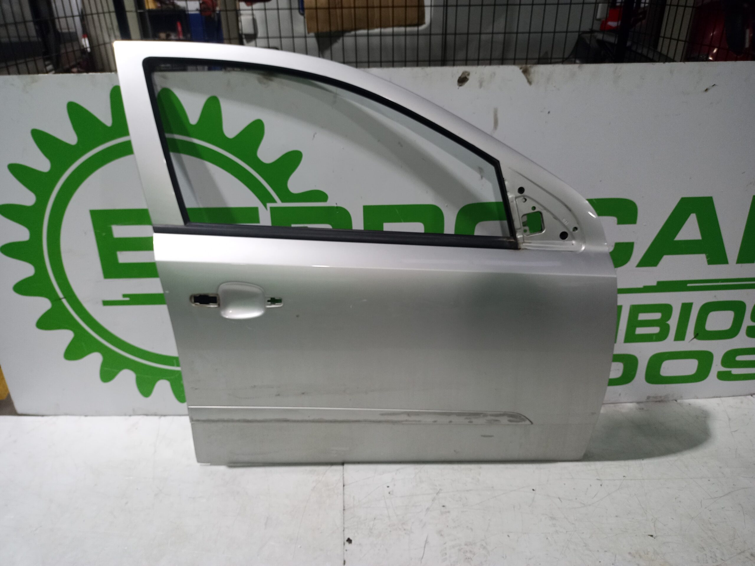 puerta_delantera_derecha_124086_opel_astra_h_berlina_essentia