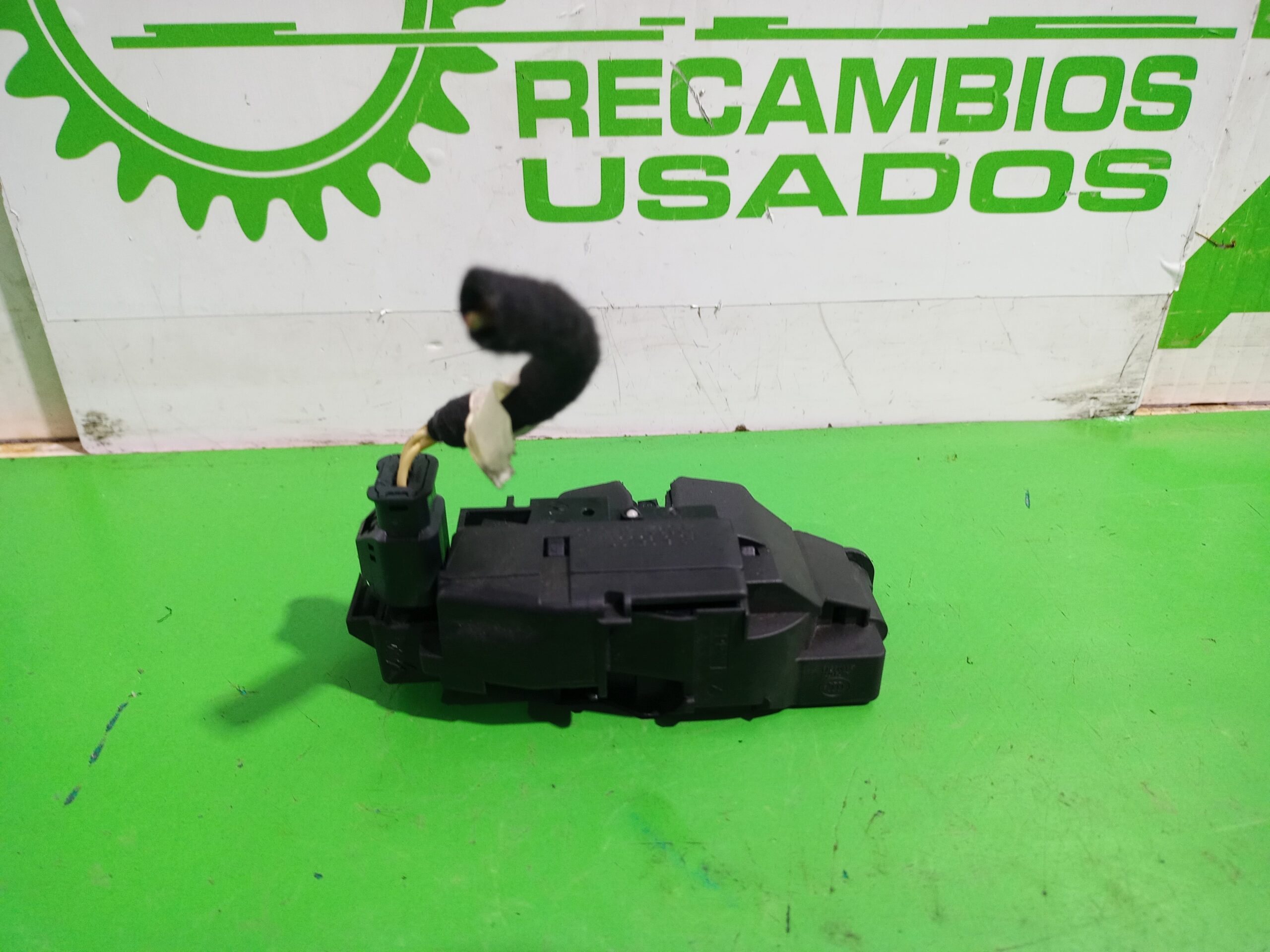 cerradura_maletero_porton_9816195380_citr_n_c3_origins