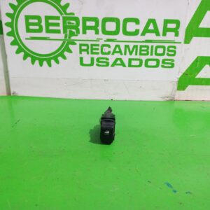 mando_elevalunas_trasero_derecho_935803e150cy_kia_sorento_i_jc_2_5_crdi