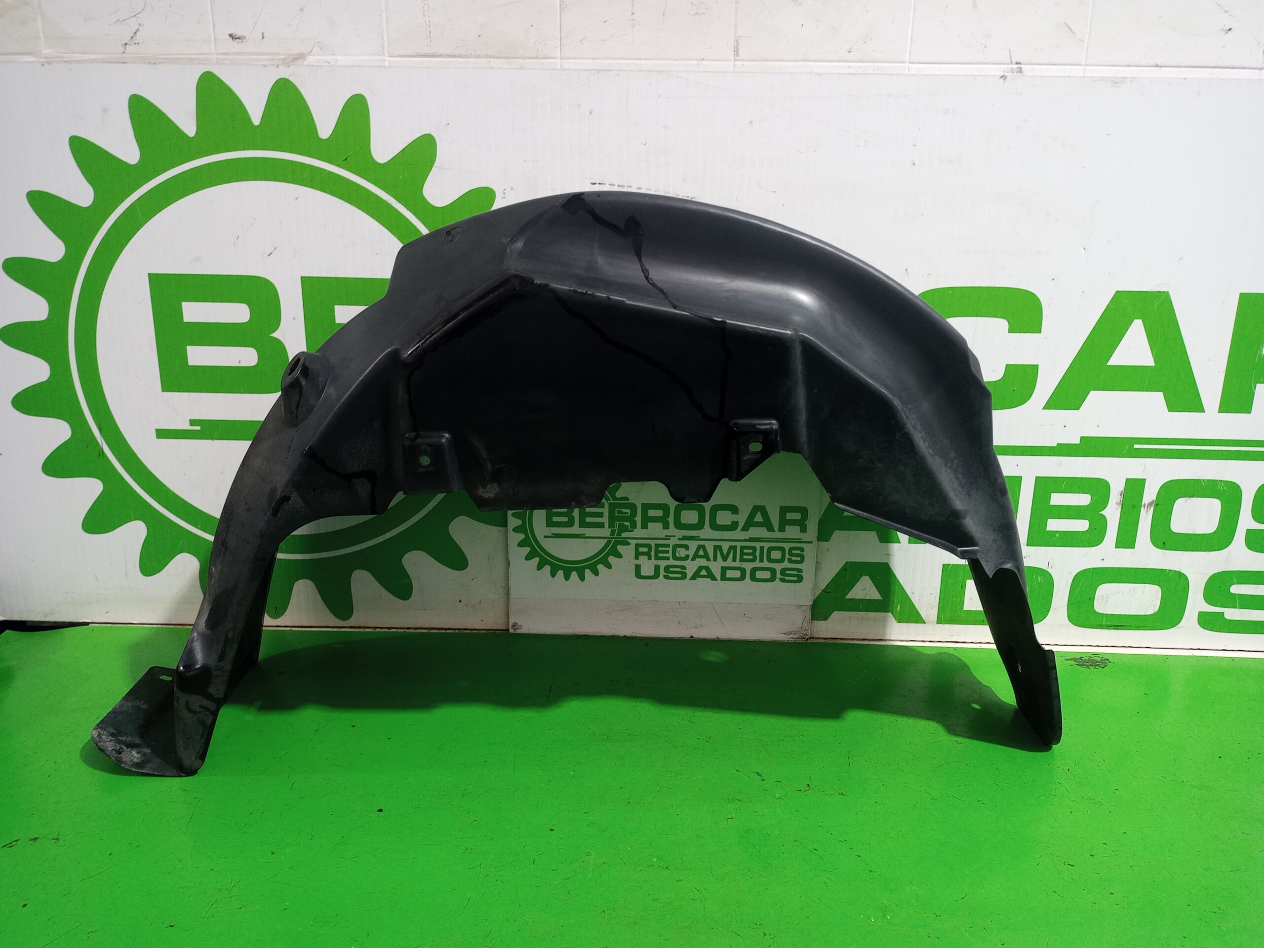 paso_rueda_trasero_izquierdo_86821_3e510_kia_sorento_i_jc_2_5_crdi