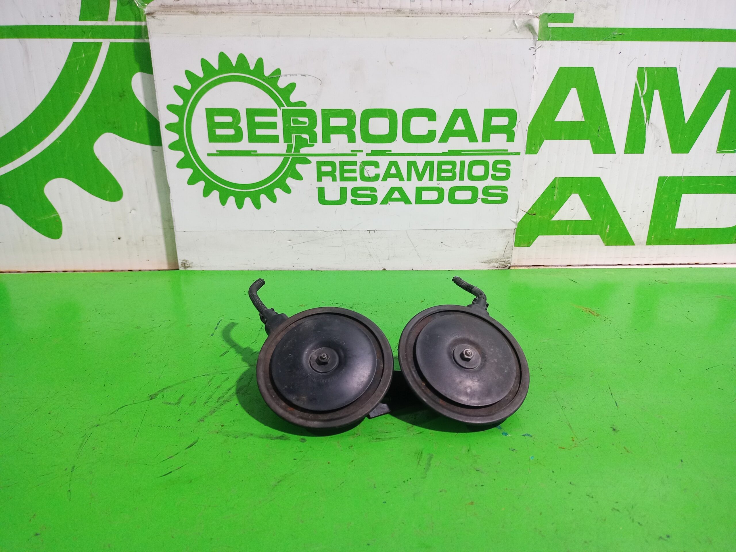 claxon_28r000033_kia_sorento_i_jc_2_5_crdi