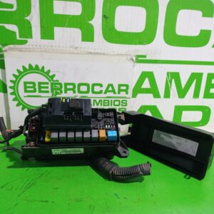 caja_reles_fusibles_911613e010_kia_sorento_i_jc_2_5_crdi