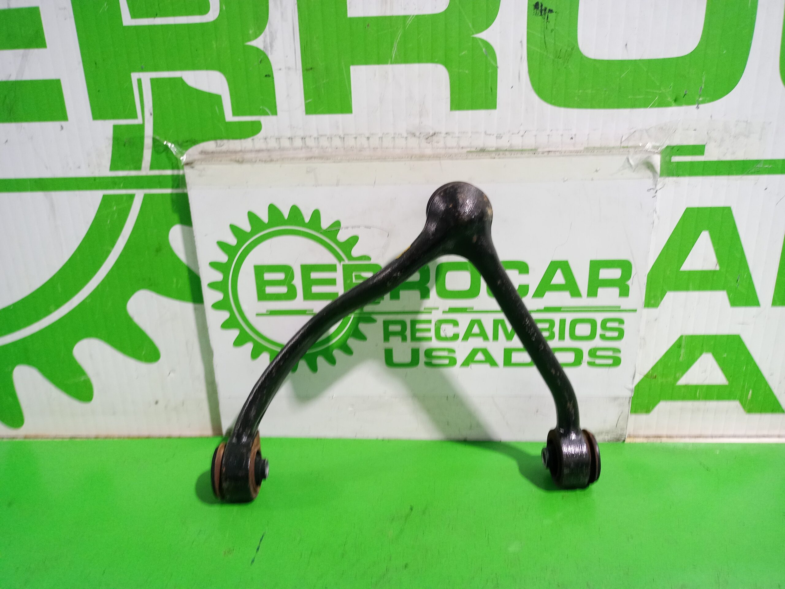 brazo_suspension_superior_delantero_derecho_544203e100_kia_sorento_i_jc_2_5_crdi