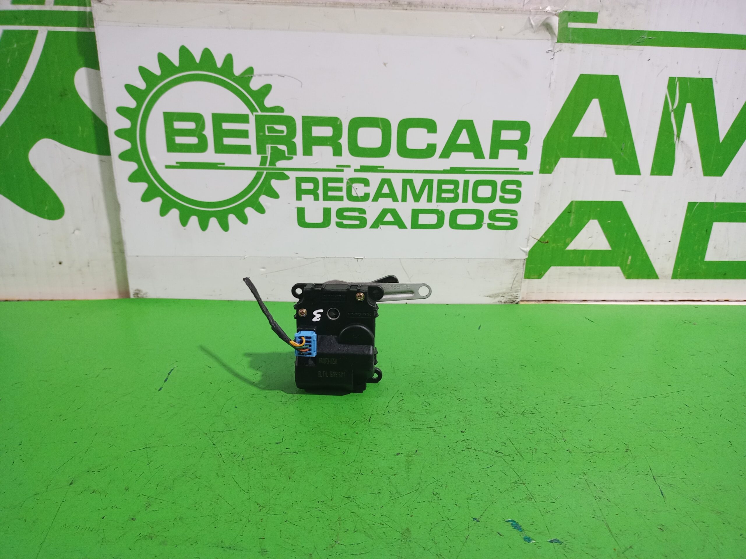 motor_apertura_trampilla_h400730750_kia_sorento_i_jc_2_5_crdi