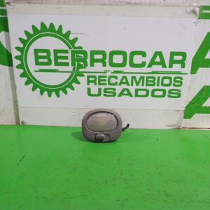 luz_interior_9262029610_kia_sorento_i_jc_2_5_crdi