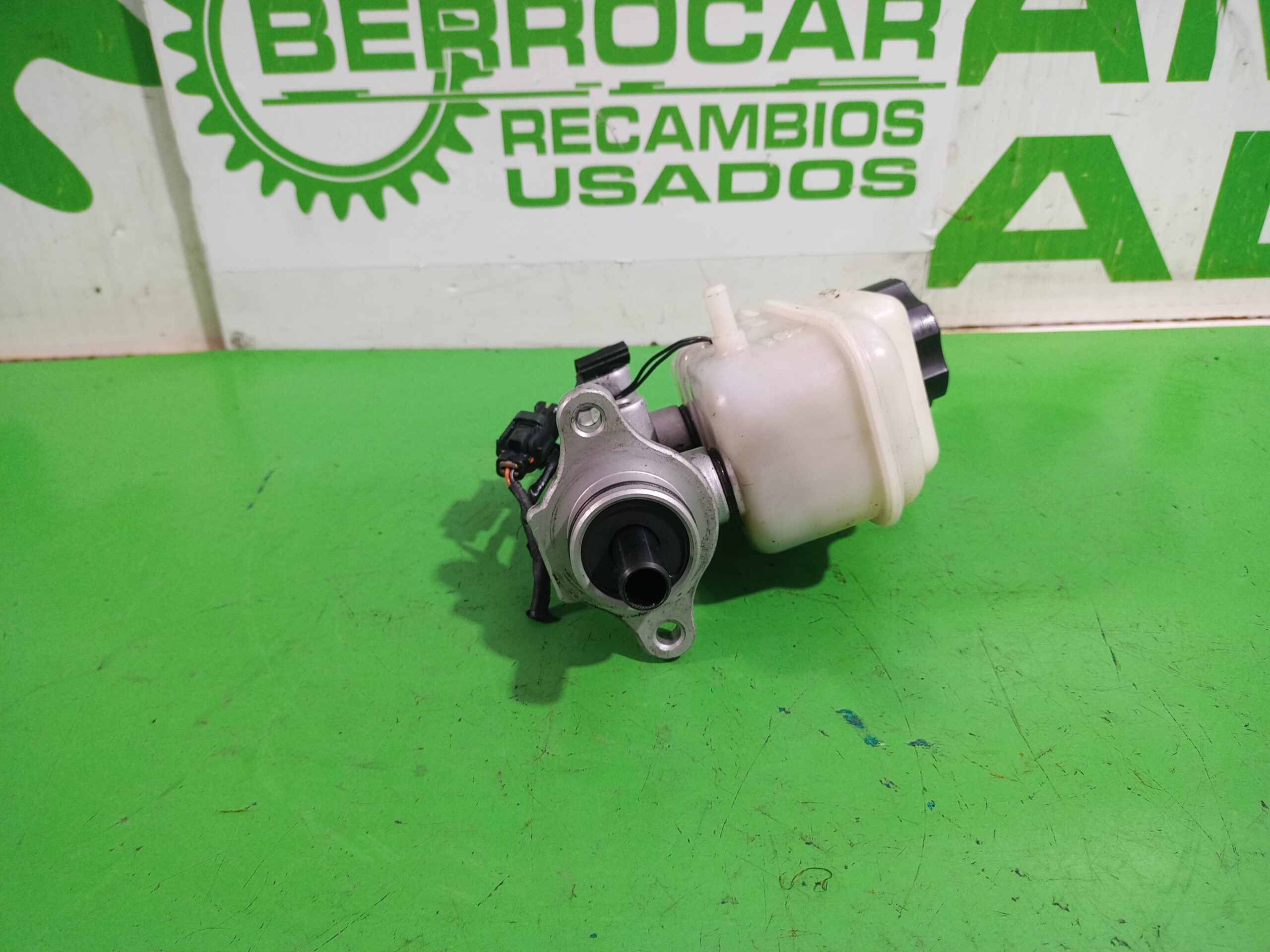 bomba_freno_585403e100_kia_sorento_i_jc_2_5_crdi