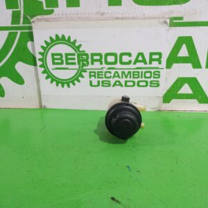 deposito_servo_571503e100_kia_sorento_i_jc_2_5_crdi