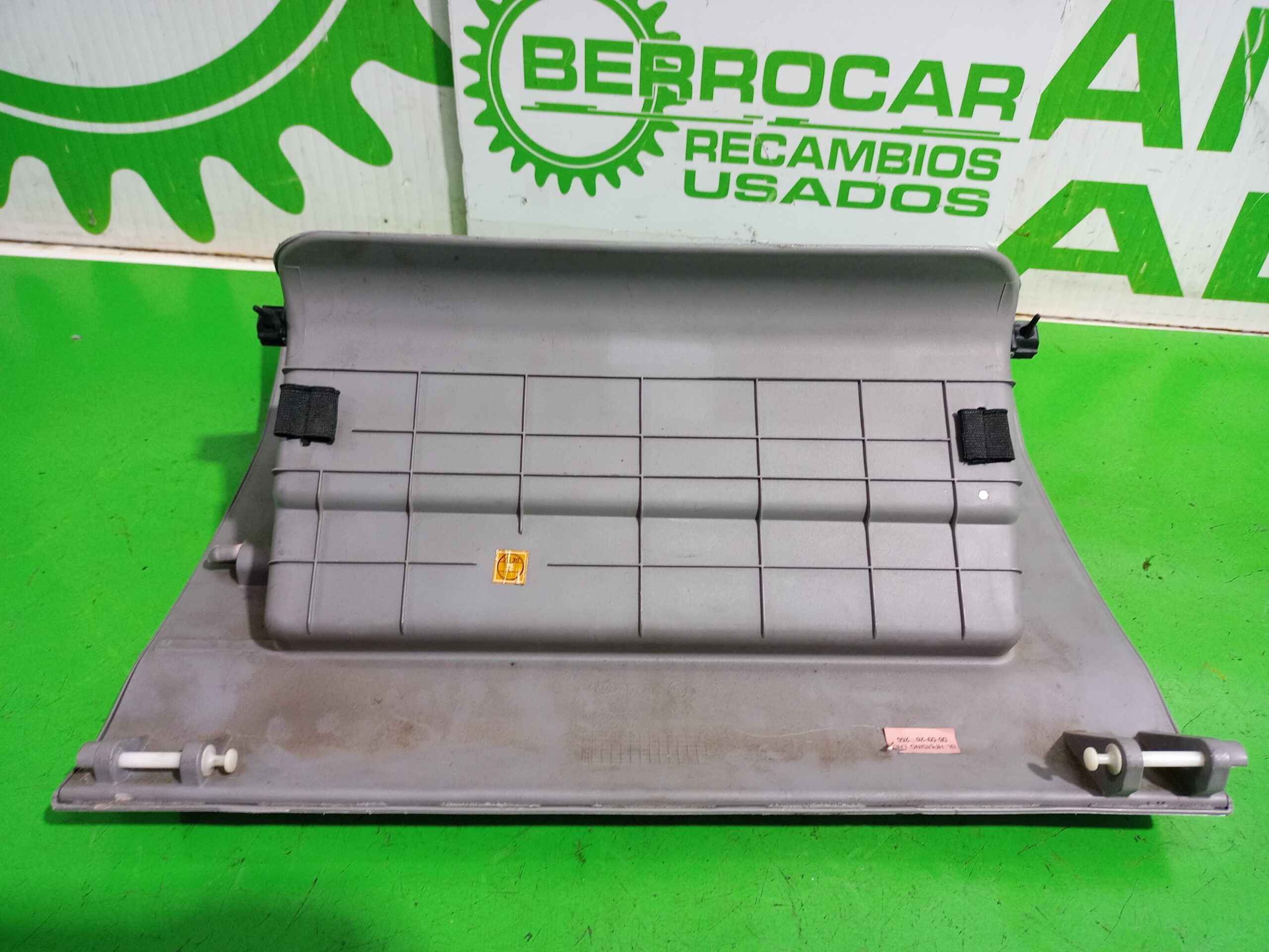 guantera_845113e500_kia_sorento_i_jc_2_5_crdi