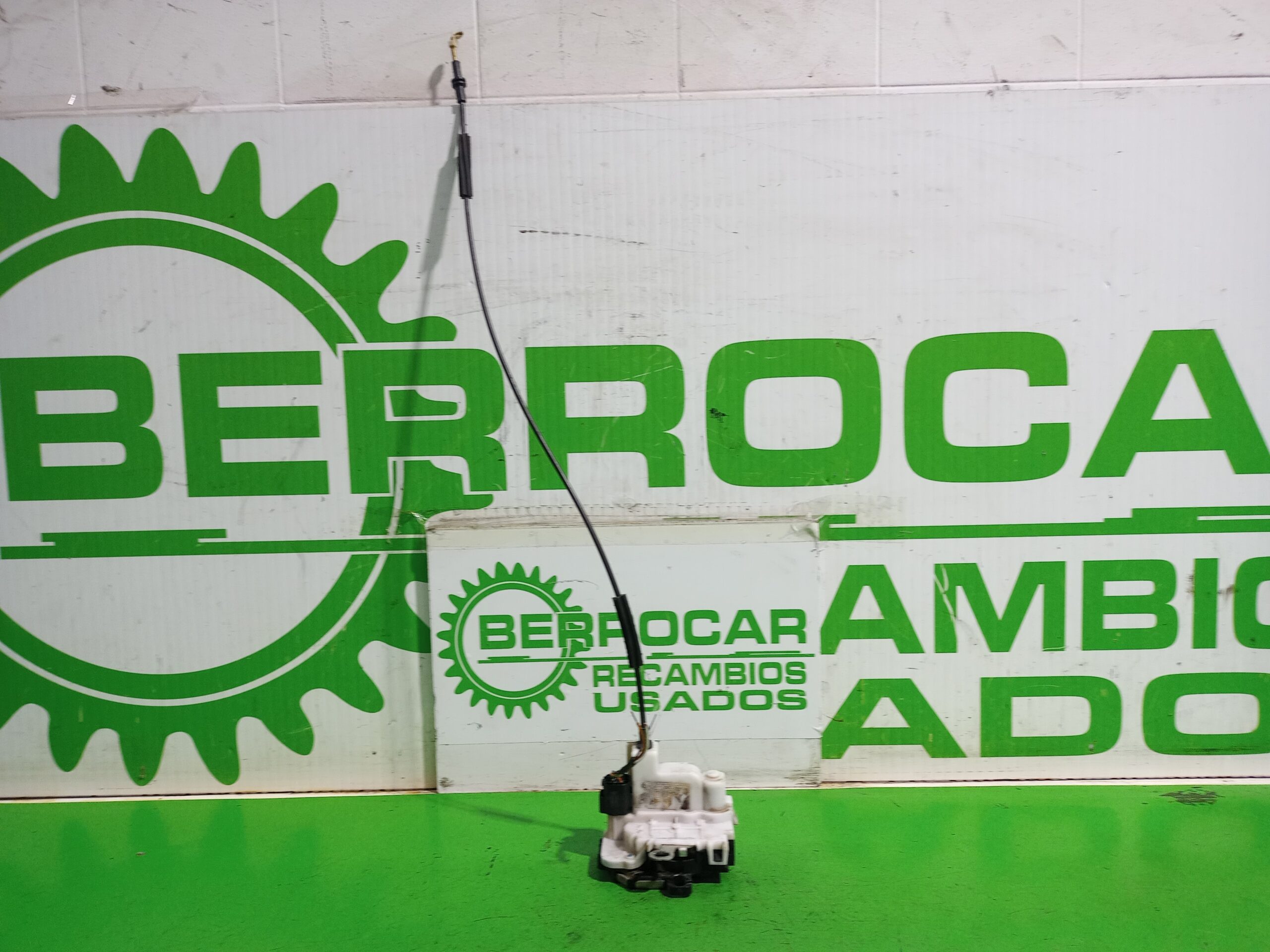 cerradura_puerta_delantera_derecha_51827594_fiat_500_cabrio_150_lounge