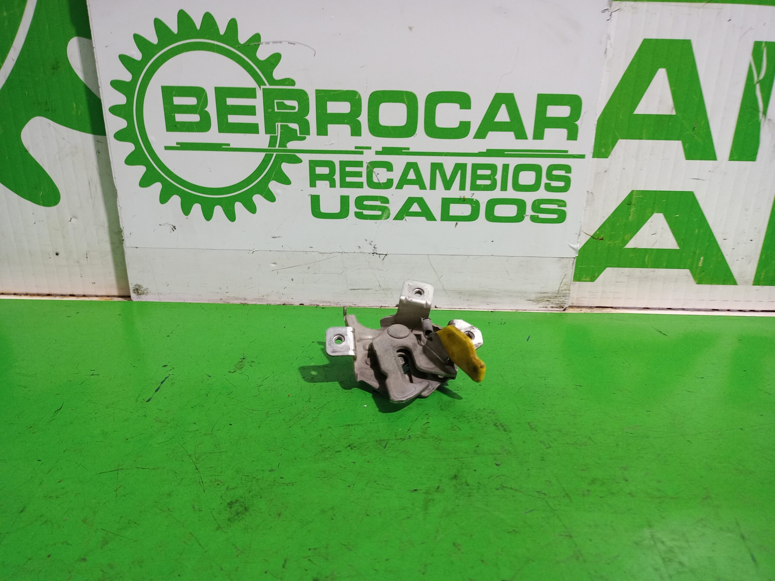 cerradura_capo_51814275_fiat_500_cabrio_150_lounge