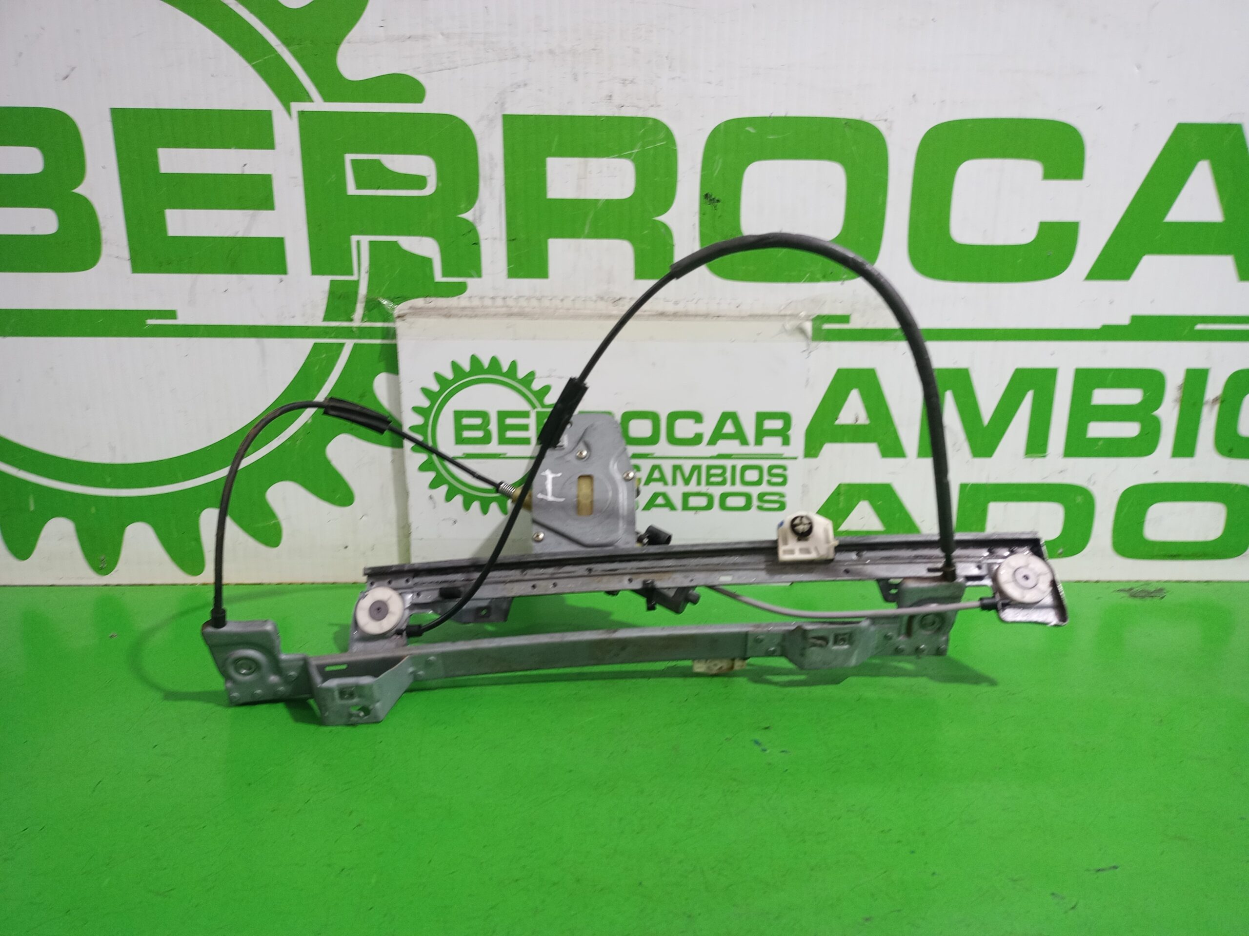 elevalunas_delantero_izquierdo_807213441r_renault_kangoo_profesional