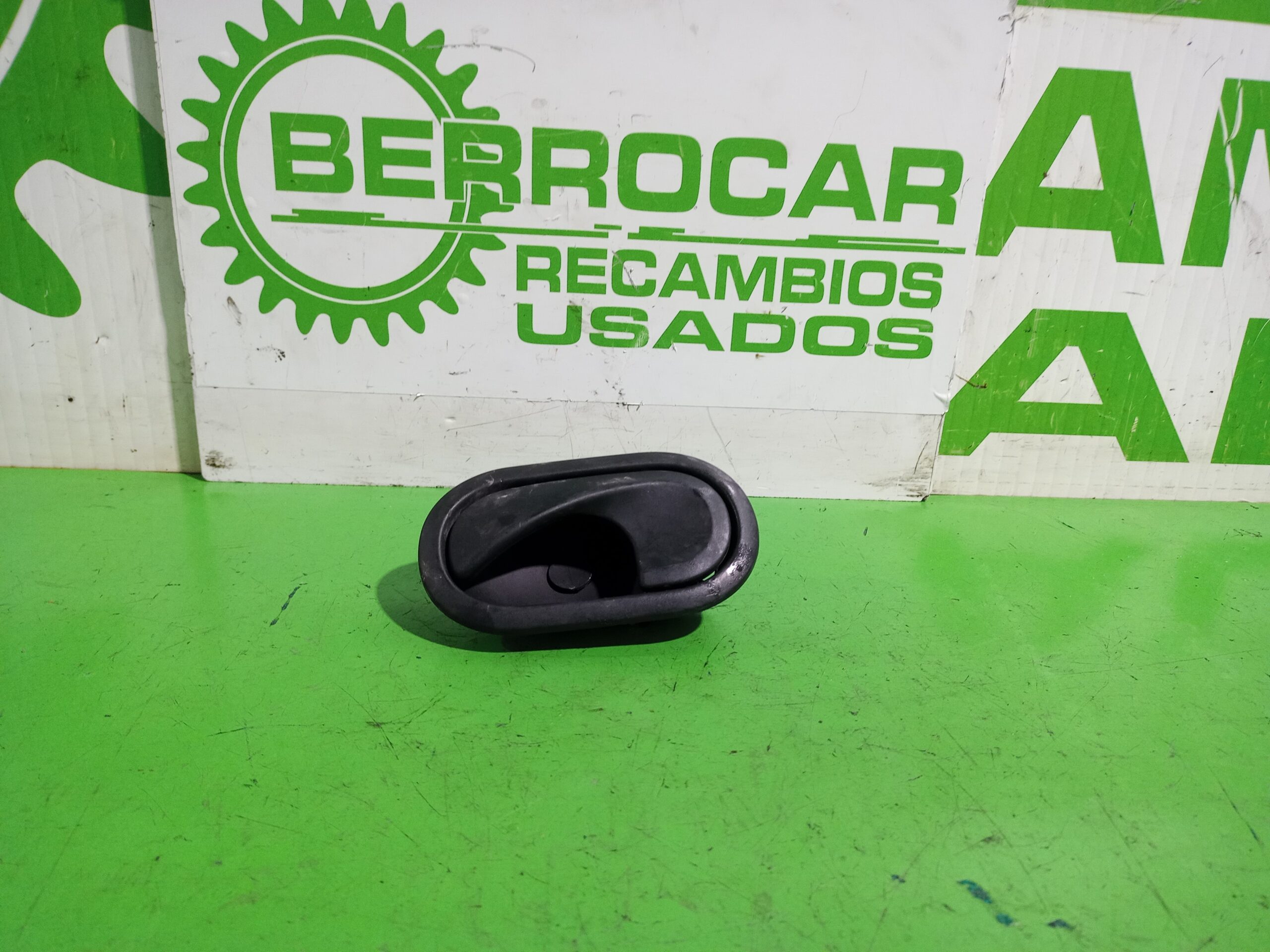maneta_interior_trasera_izquierda_8200310579_renault_kangoo_profesional