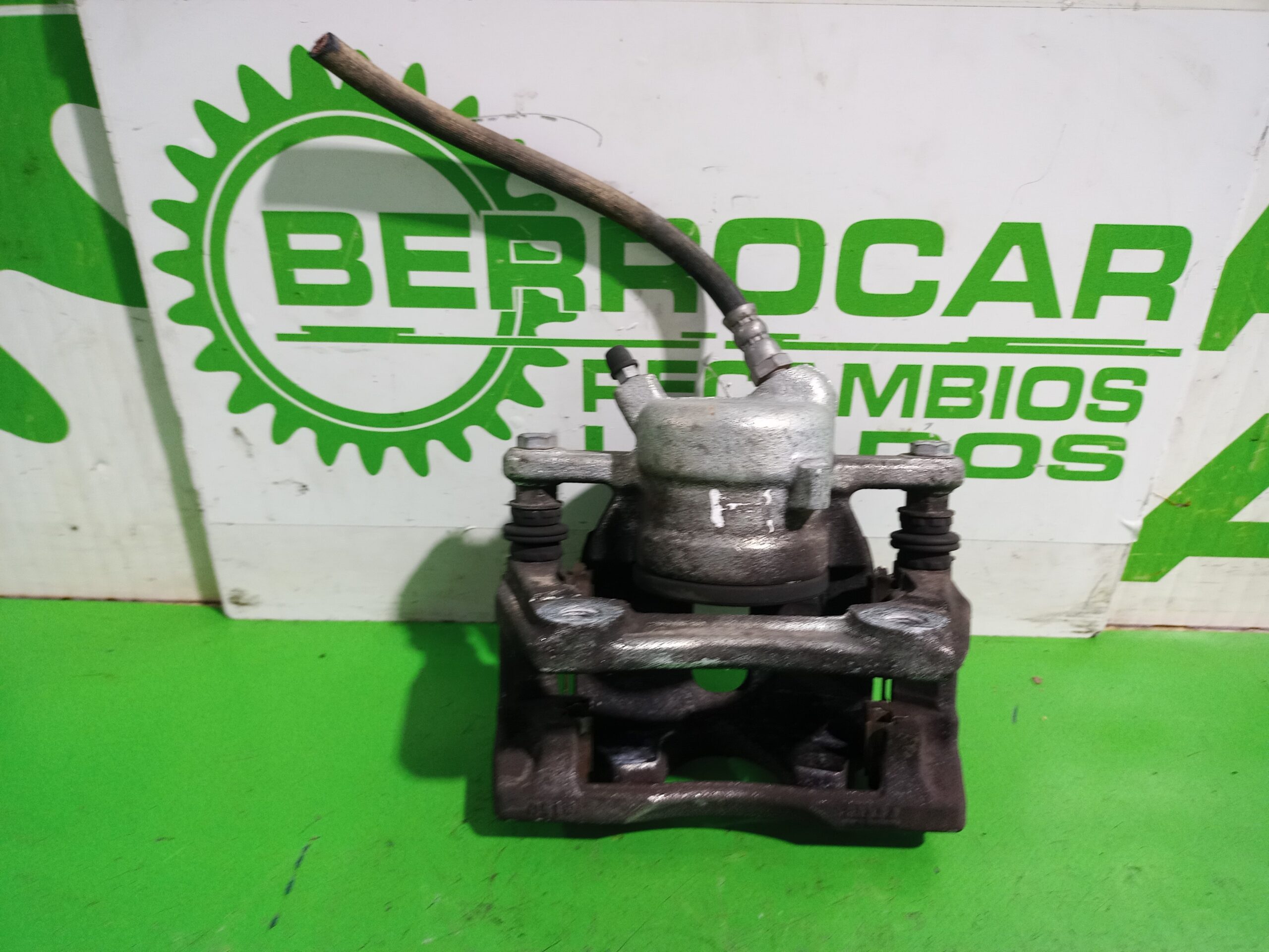 pinza_de_freno_delantera_izquierda_7701208332_renault_kangoo_profesional