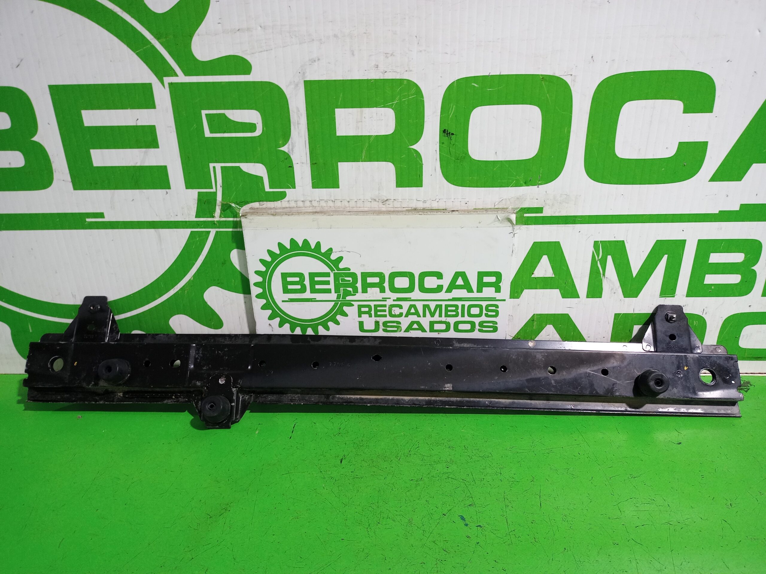 travesano_inferior_8200431050_renault_kangoo_profesional