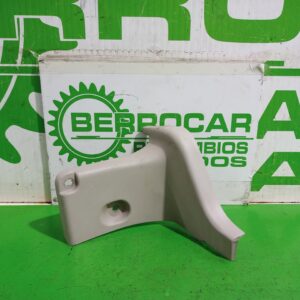 moldura_8200640174_renault_kangoo_profesional