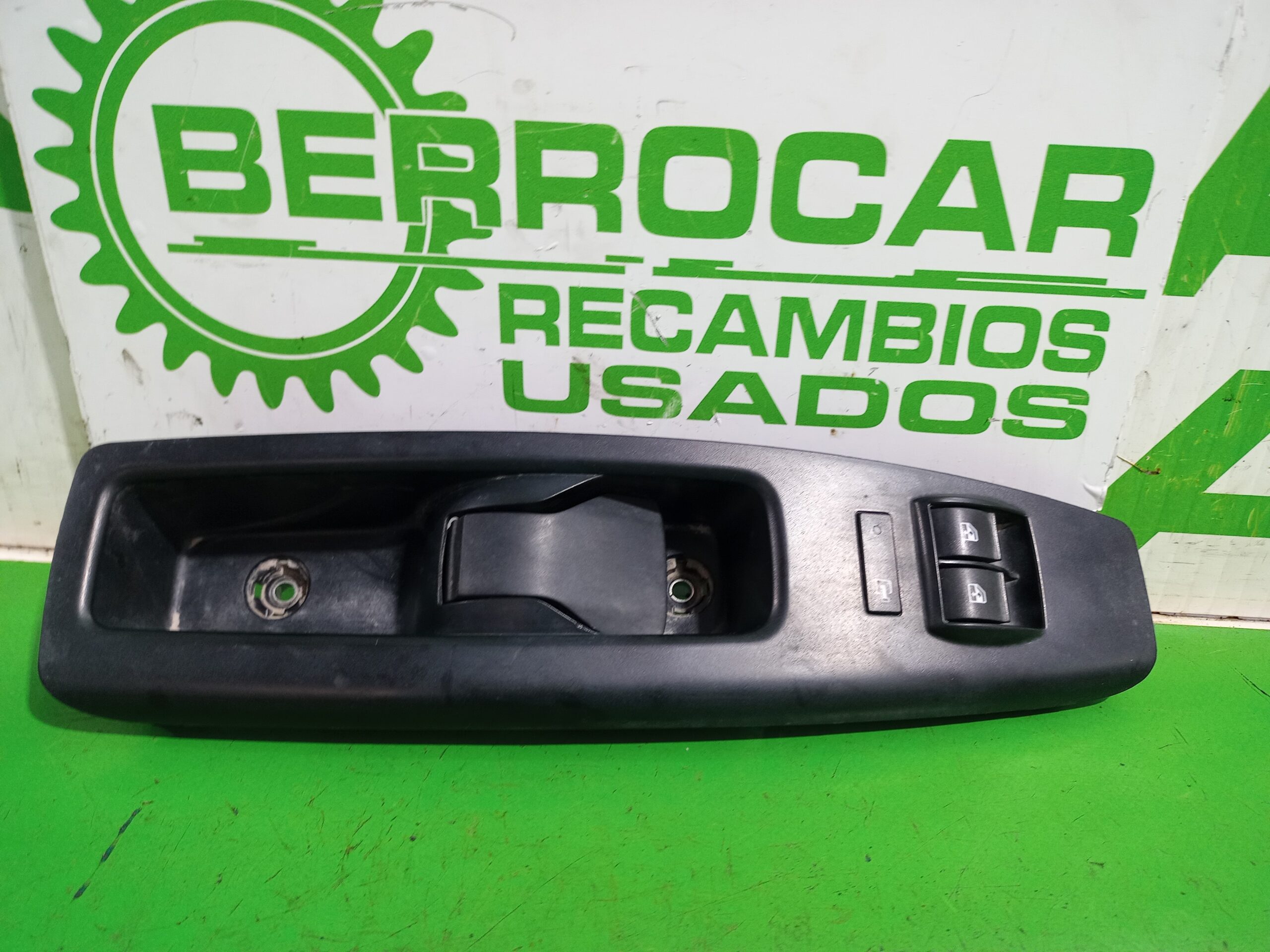 maneta_interior_delantera_izquierda_735484919_fiat_doblo_ii_cargo_263_1_3_16v_m_jet_cat