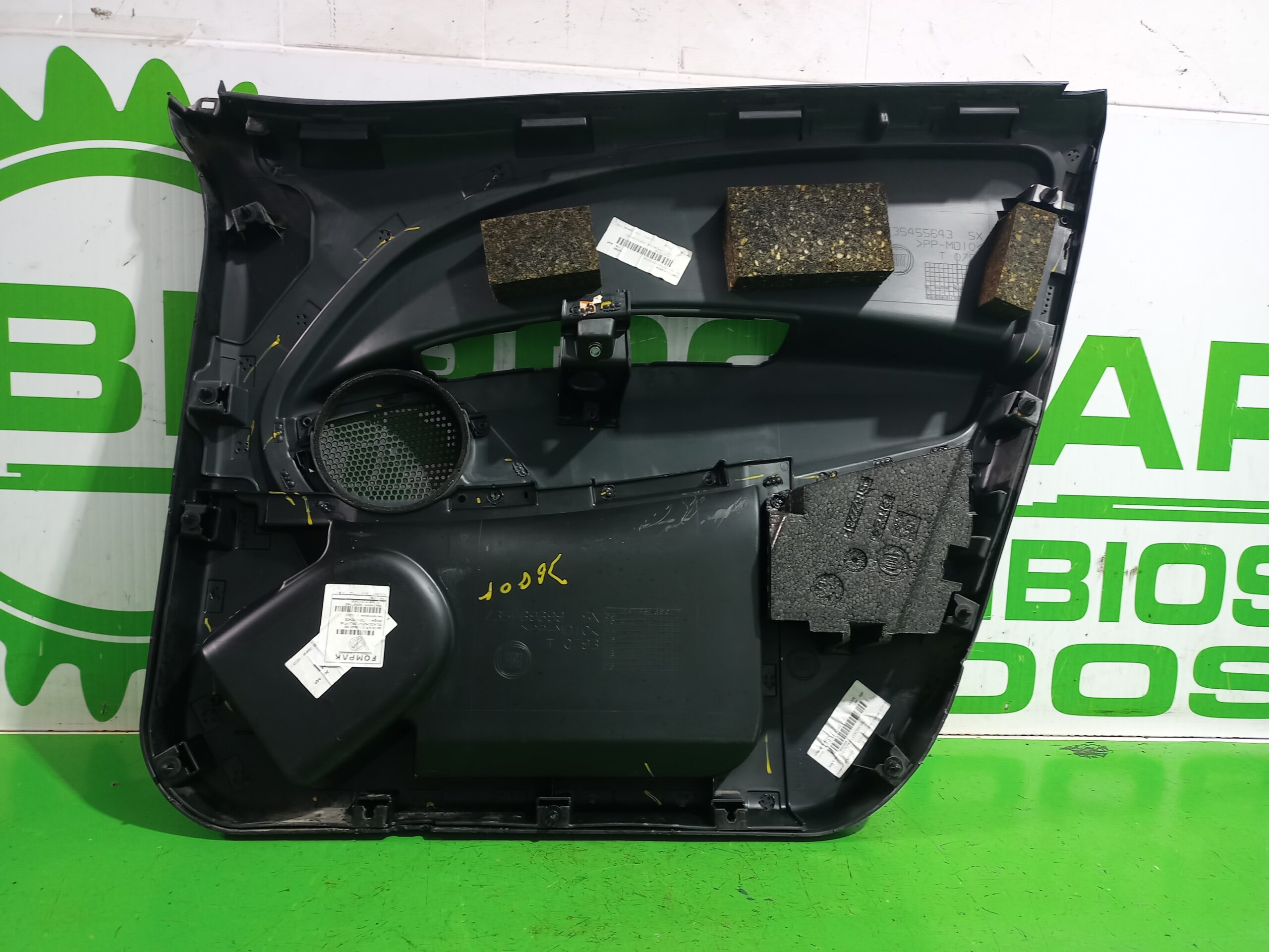 guarnecido_puerta_delantera_izquierda_735469699_fiat_doblo_ii_cargo_263_1_3_16v_m_jet_cat