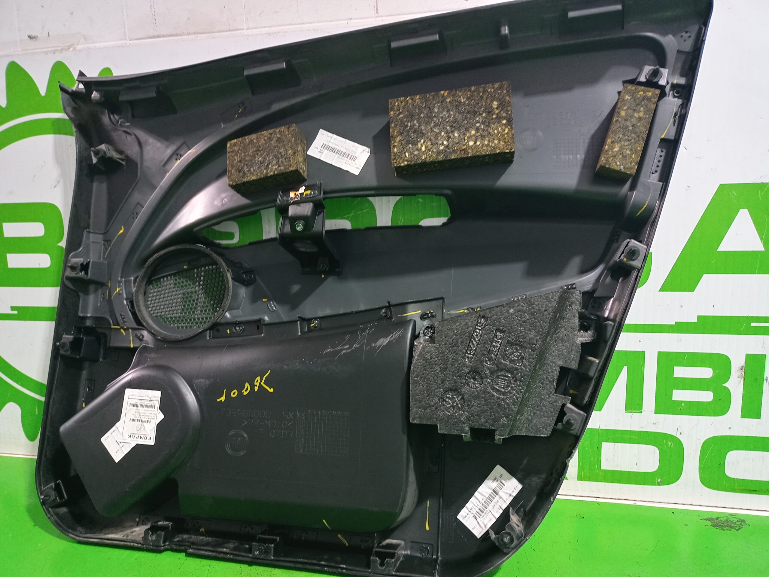 guarnecido_puerta_delantera_izquierda_735469699_fiat_doblo_ii_cargo_263_1_3_16v_m_jet_cat