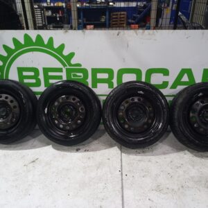 juego_llantas_98ab_ma_ford_focus_berlina_cak_trend