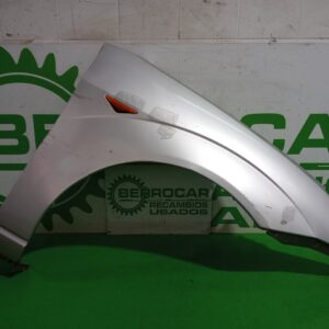 aleta_delantera_derecha_1350731_ford_focus_berlina_cak_trend